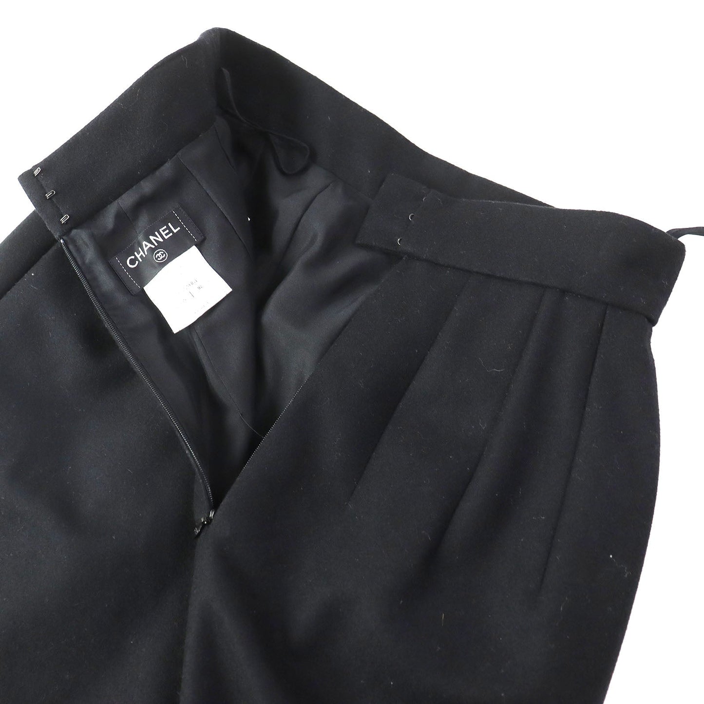 CHANEL skirt P41438 Outer: 75% wool, Outer: 25% cashmere, Lining: 100% silk black Women 38