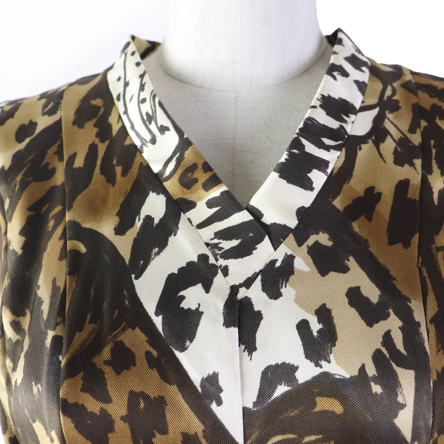 LOUIS VUITTON one piece Main: 100% silk Brown Women 40