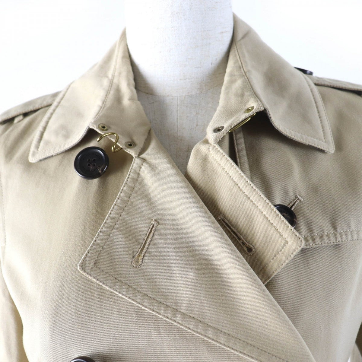 BURBERRY trench coat Main: 100% cotton, Lining: 100% cotton, Part: 100% cotton beige Kensington Women 36