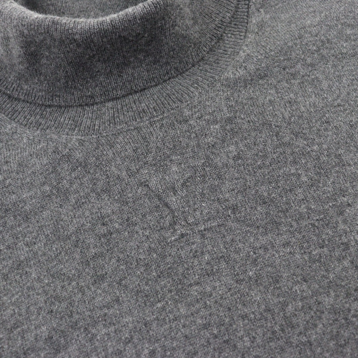 LOUIS VUITTON knit HMN41W Main: 98% cashmere, Main: 1% silk, Main: 1% nylon gray mens XL