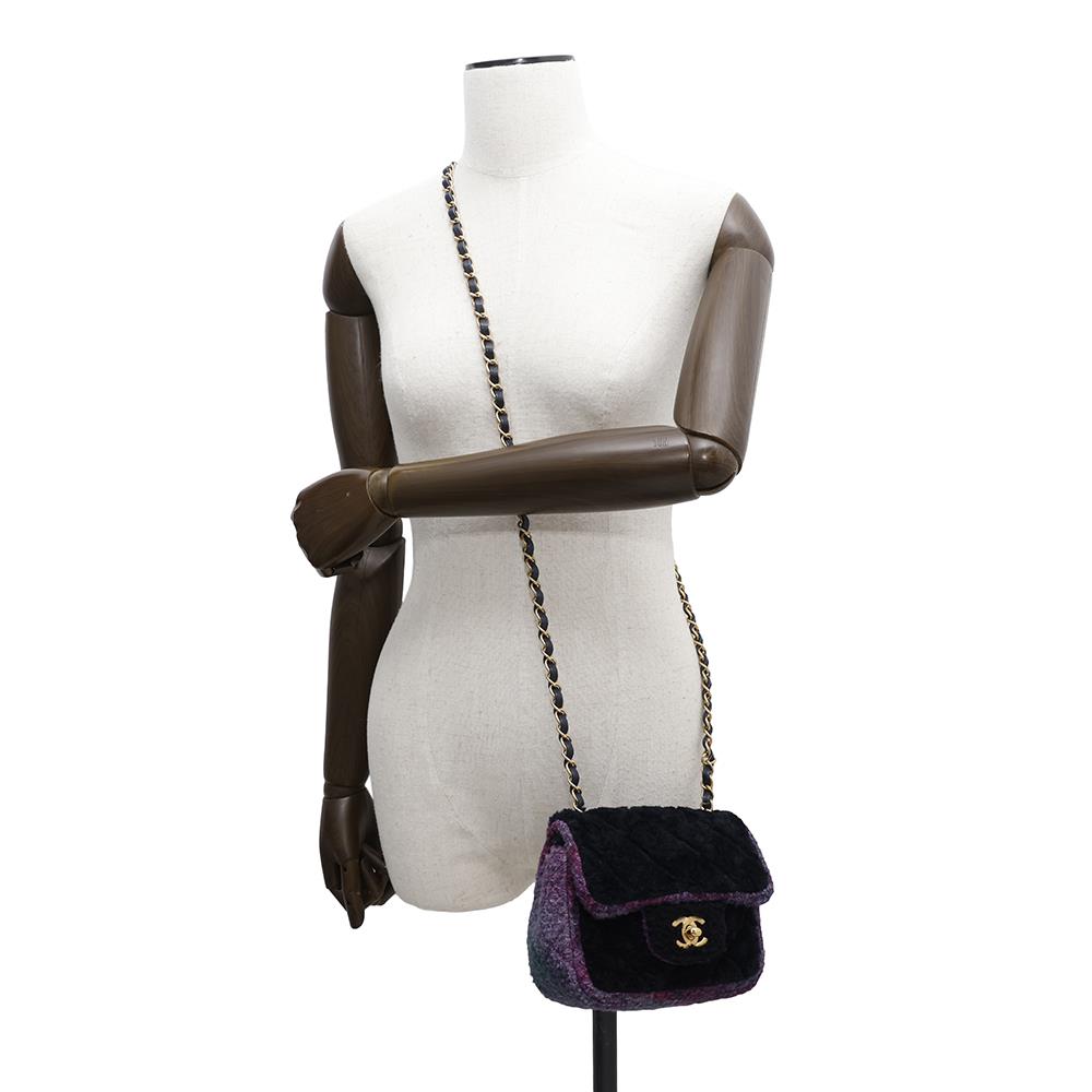 CHANEL Mini Matelasse ChainShoulder Bag Purple Wool