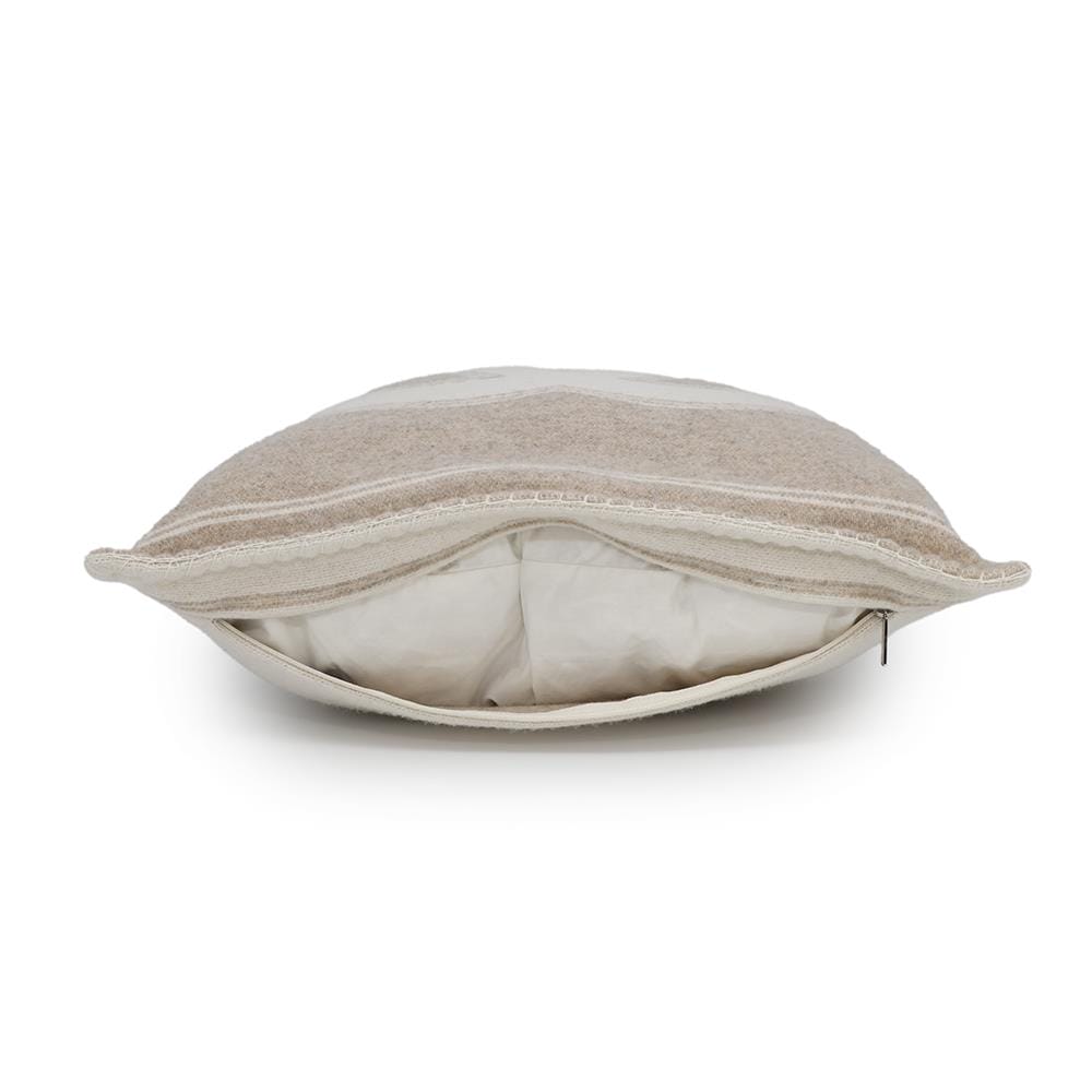 CHANEL CC Logo Cushion Beige/Ivory Wool 90% Cashmere10%