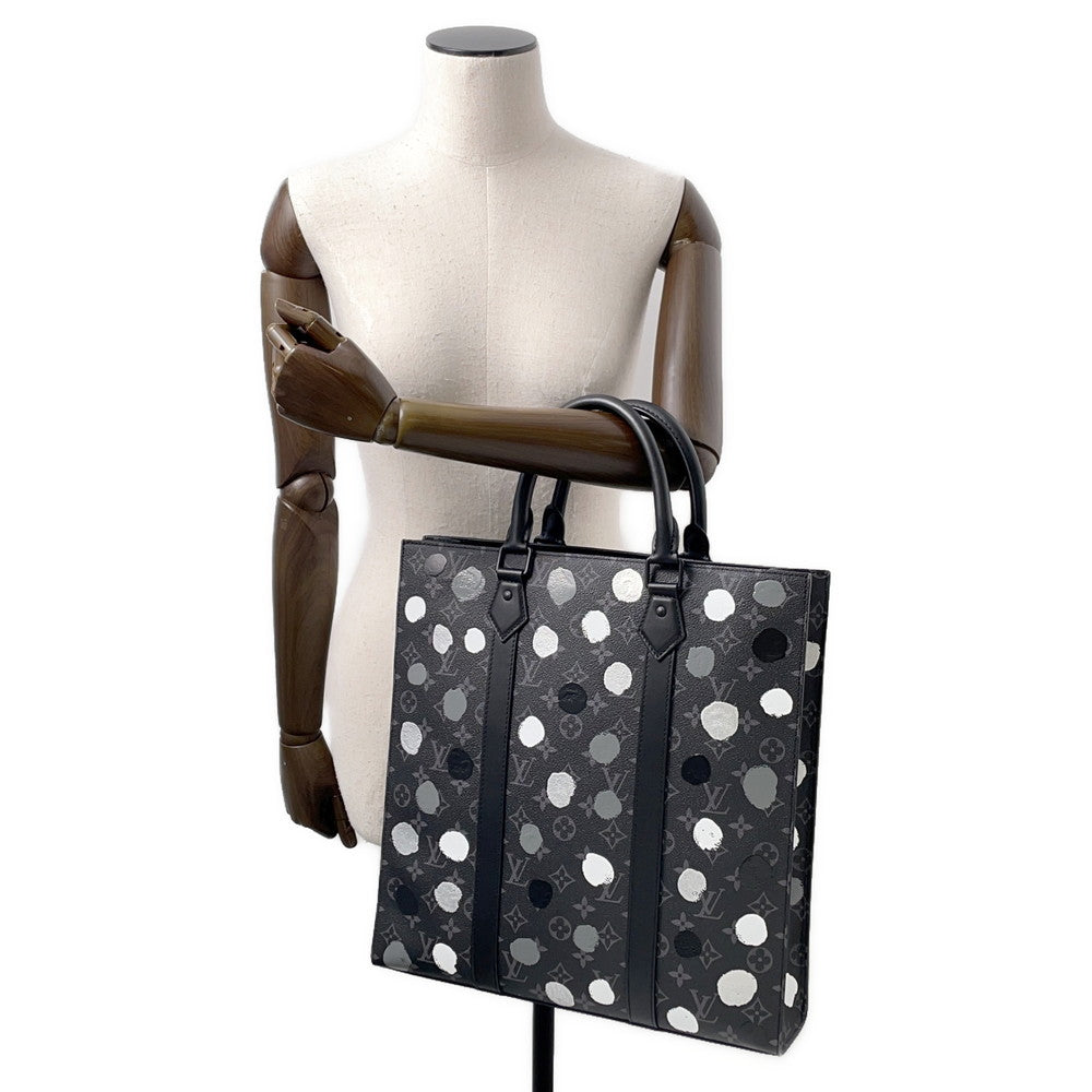 LOUIS VUITTON LV × YK Sac Plat NoirM46404 Monogram Eclipse Painted Dot