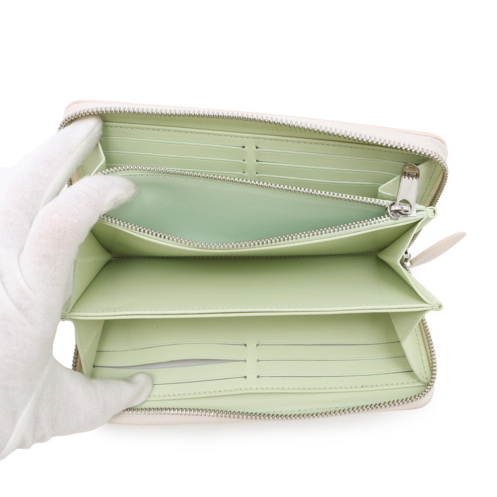 LOUIS VUITTON Zippy Wallet Quartz/BeigeM83029 Mahina Reverse