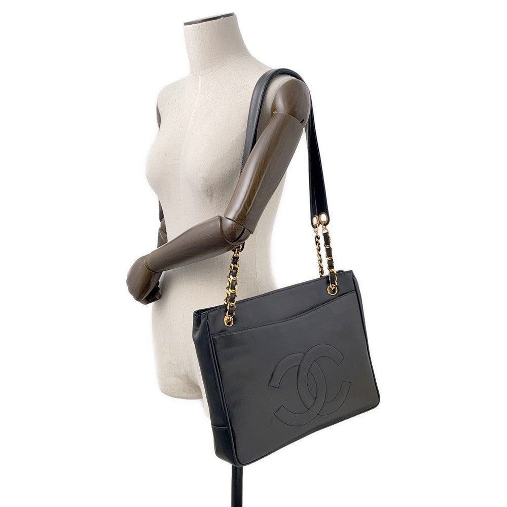 CHANEL CC Logo ChainTote Bag Black Lambskin