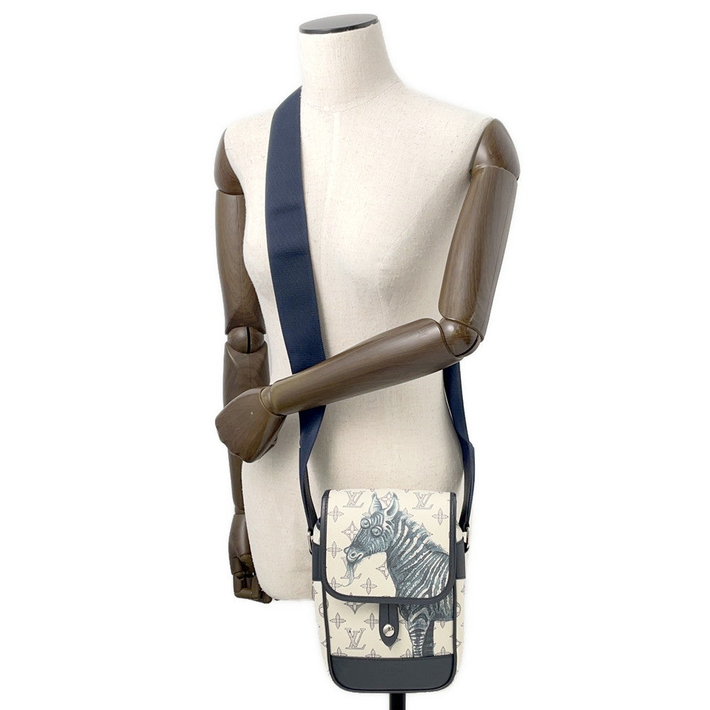 LOUIS VUITTON Messenger White/NavyM54247 Monogram Savannah Chapman Brothers Size BB