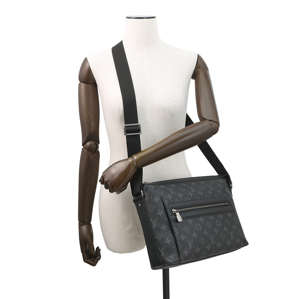 LOUIS VUITTON Odyssey Messenger NoirM44223 Monogram Eclipse Size PM