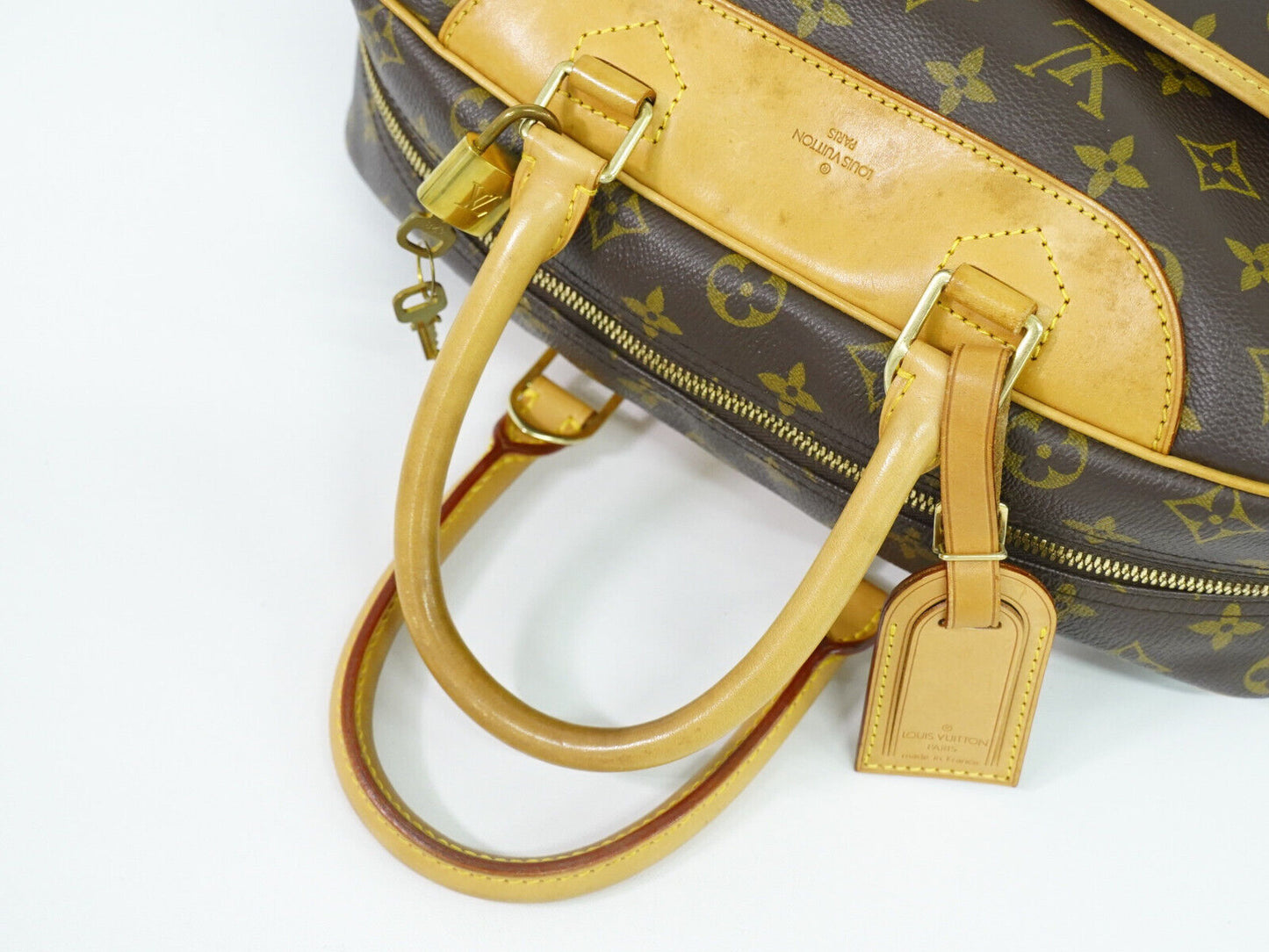 LOUIS VUITTON Deauville Handbag