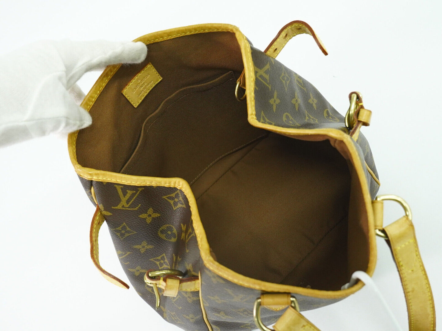 LOUIS VUITTON Batignolles Handbag