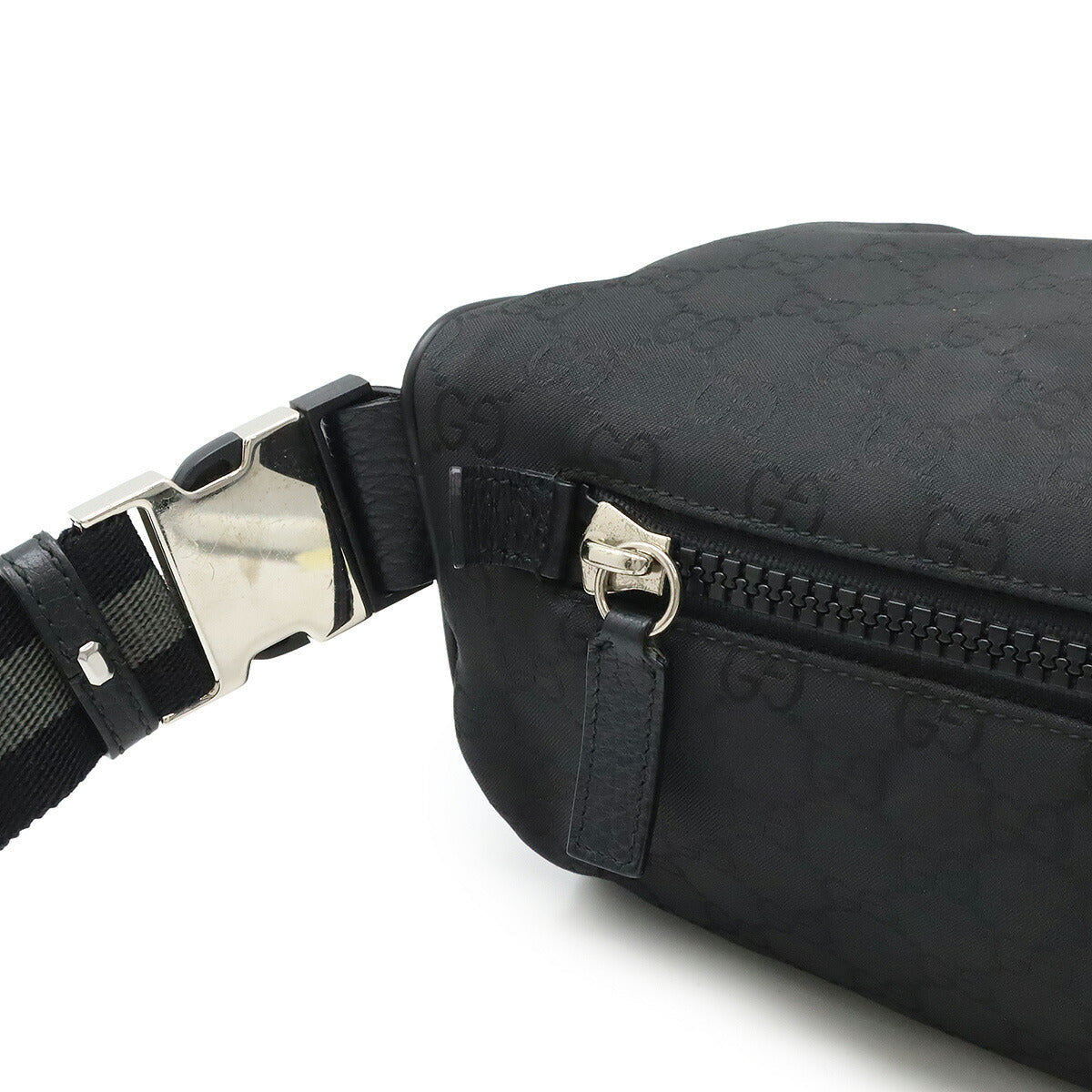 Gucci GG Nylon 2way Waist Bag