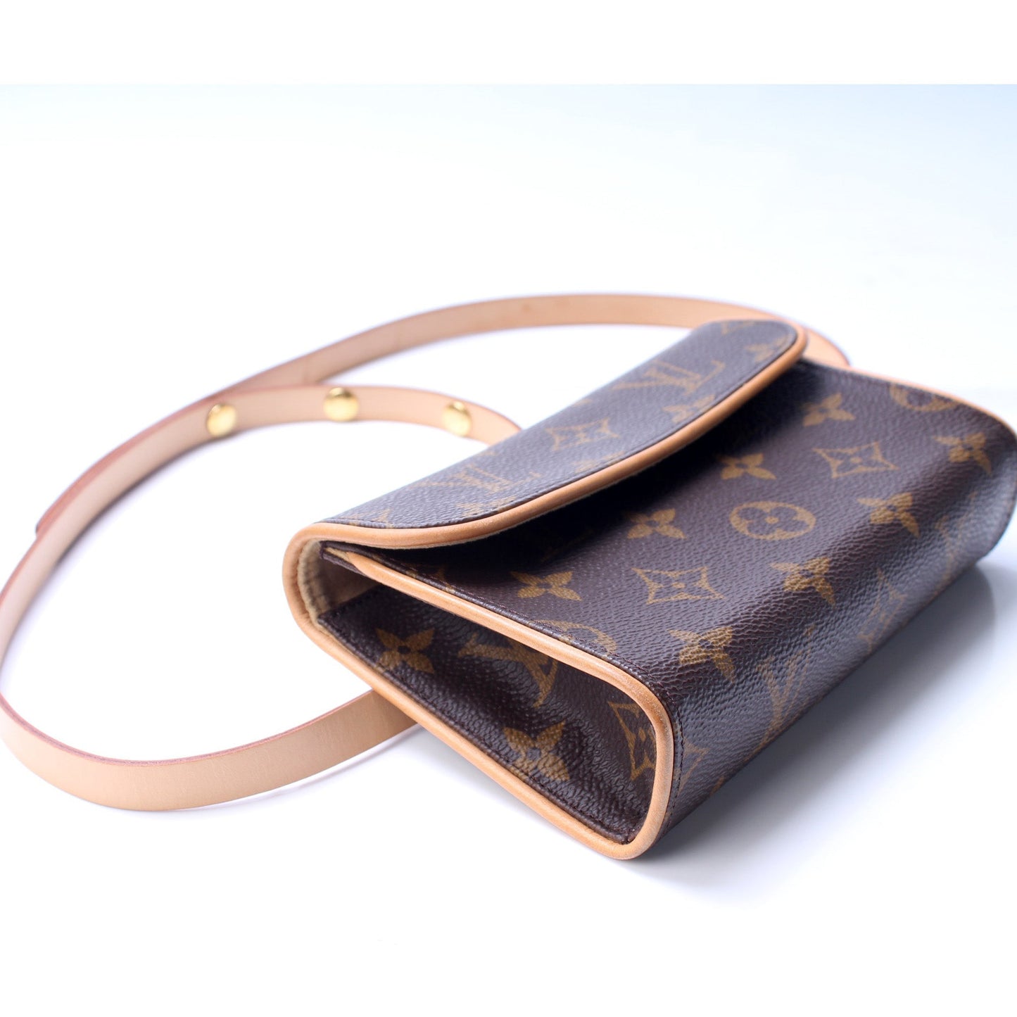 Louis Vuitton Pochette Florentine Monogram