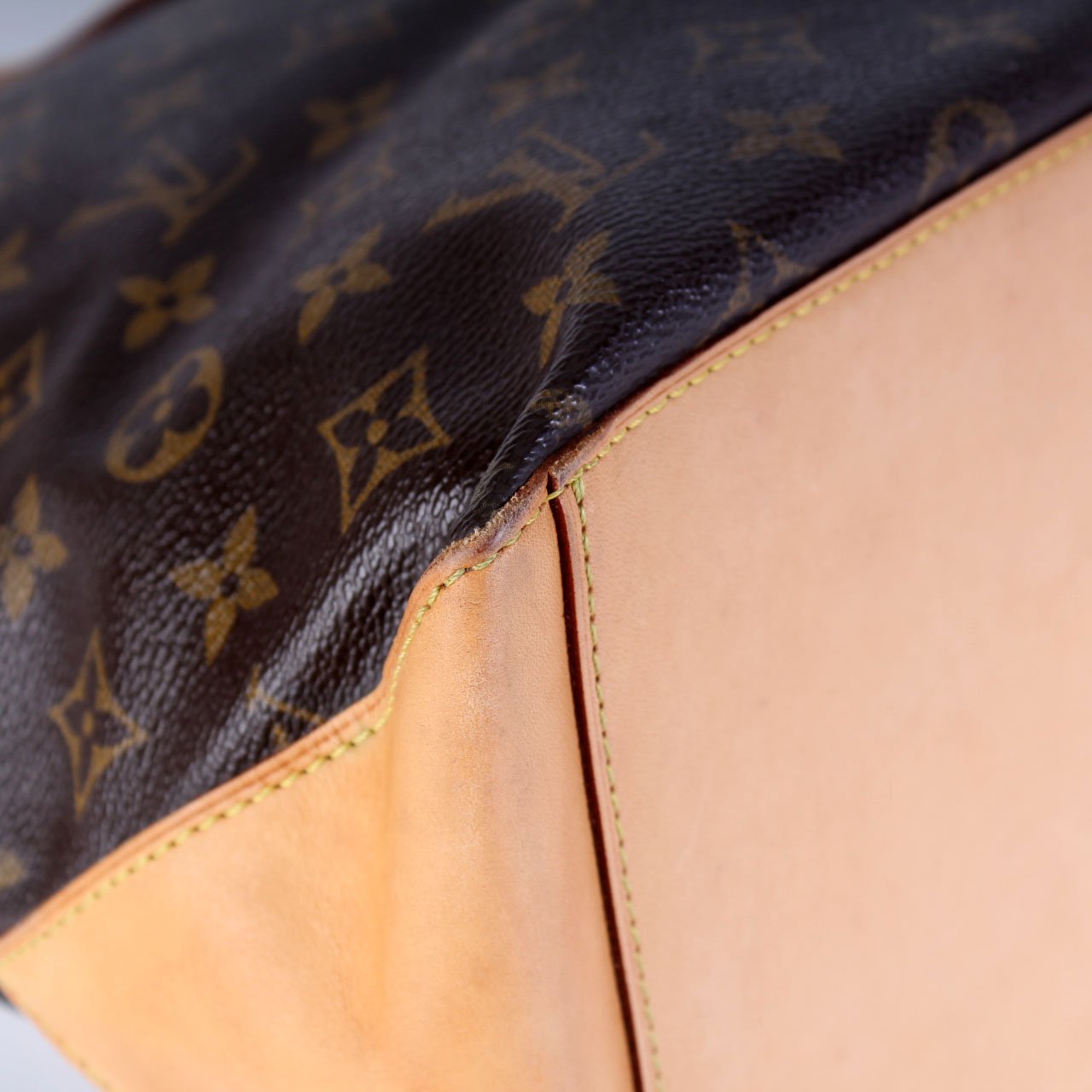 Louis Vuitton Cabas Mezzo Monogram