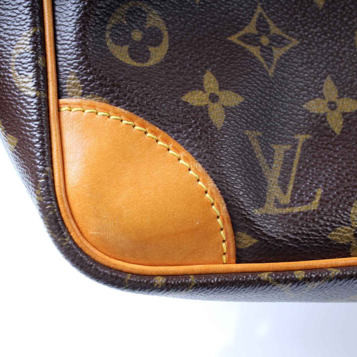 Louis Vuitton Trocadero 30 Monogram