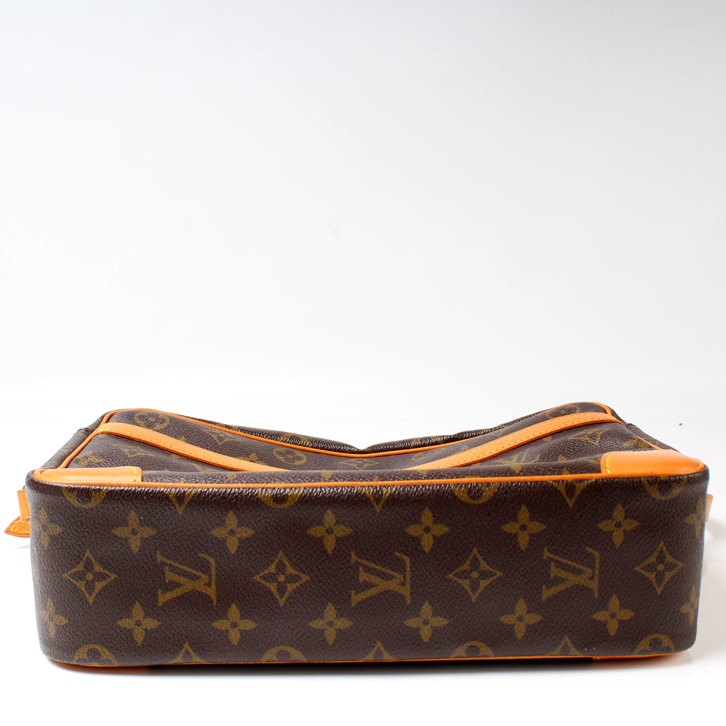 Louis Vuitton Trocadero 30 Monogram