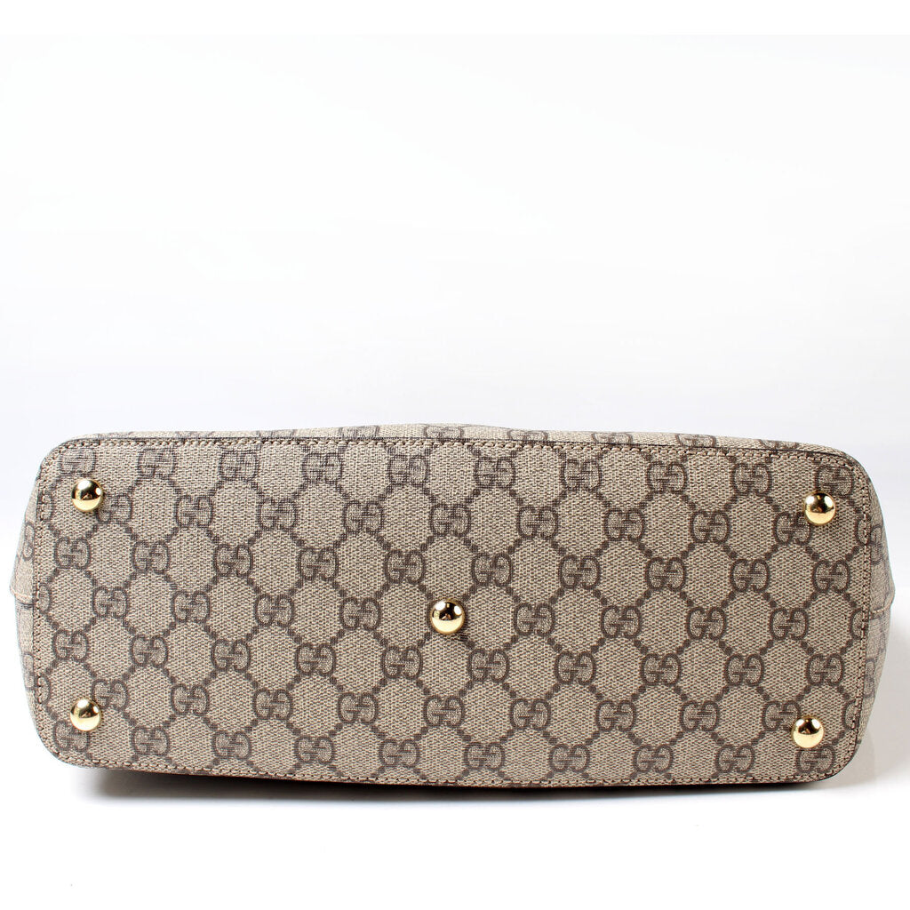 Gucci 415721 GG Supreme Tote Bag