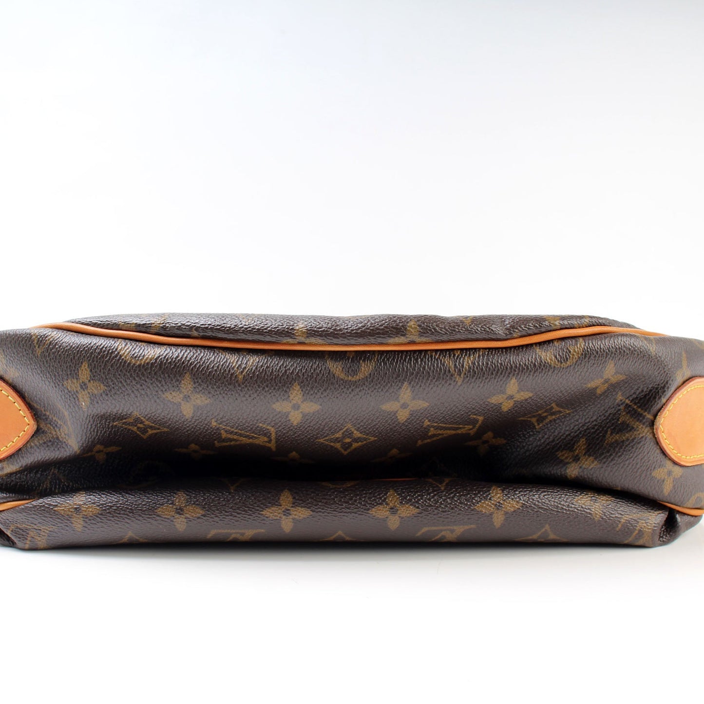 Louis Vuitton Tulum GM Monogram