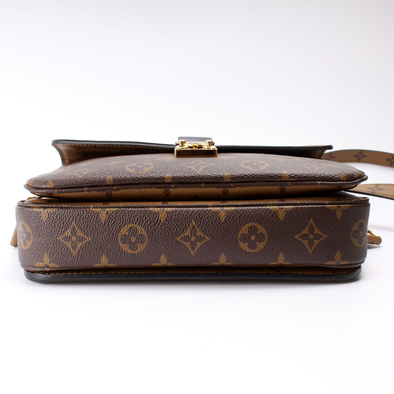 Louis Vuitton Pochette Metis Reverse Monogram