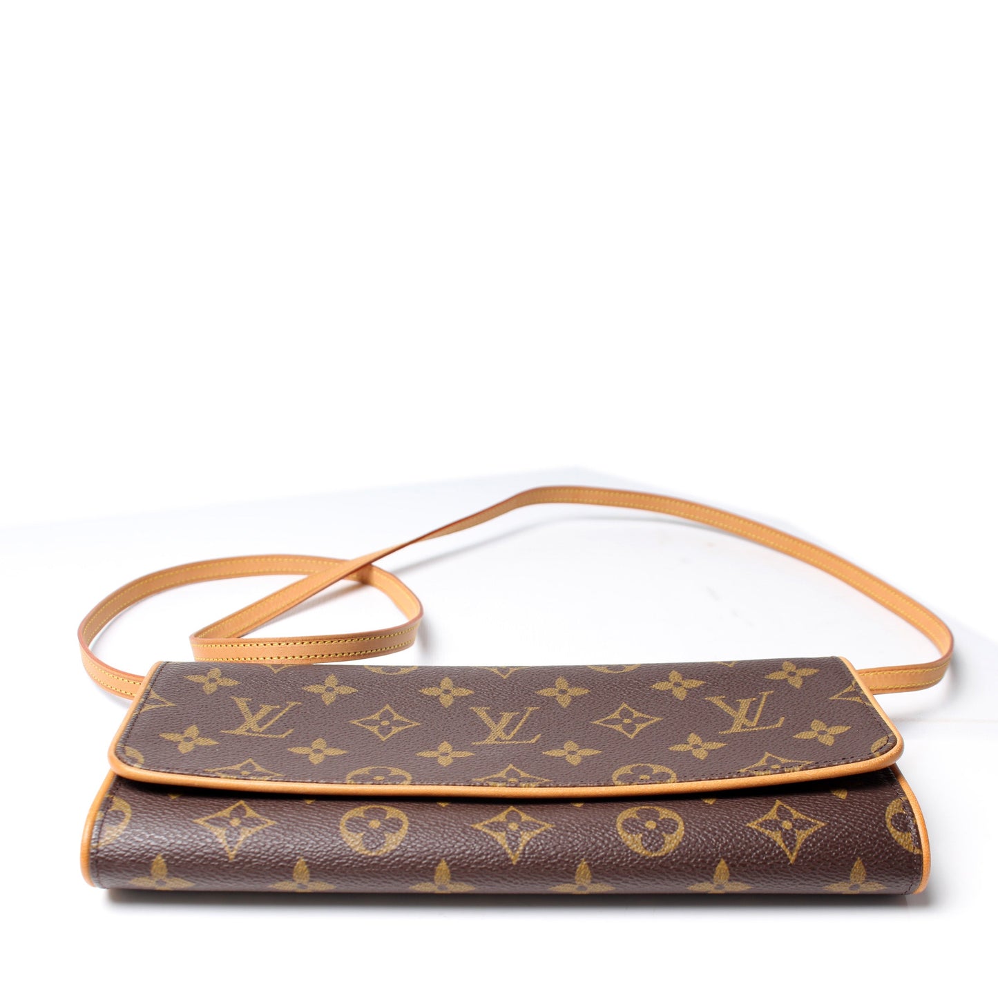 Louis Vuitton Pochette Twin GM Monogram