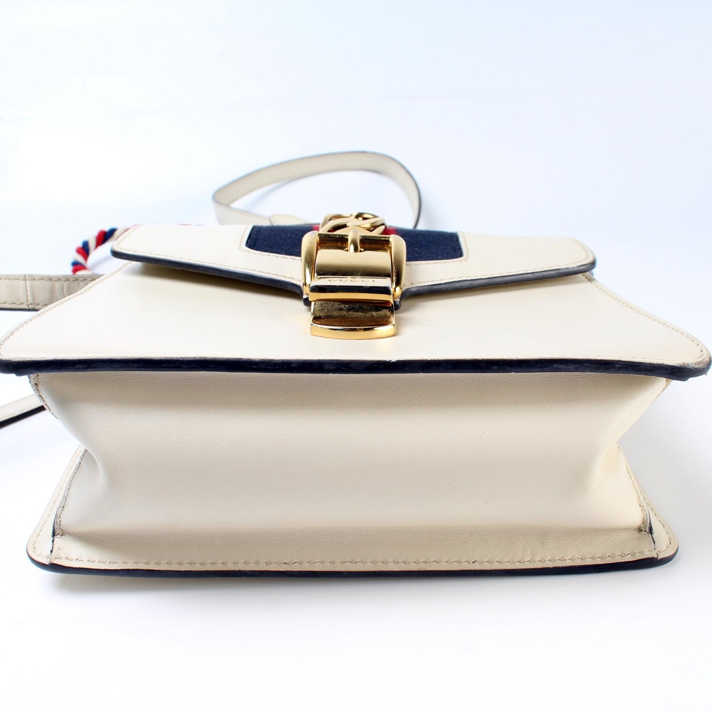Gucci 470270 Sylvie Mini Bag
