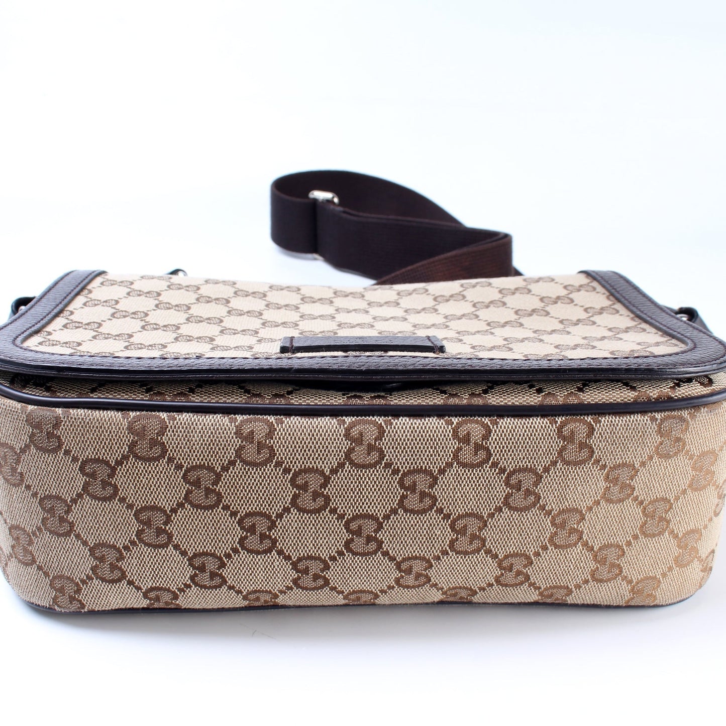 Gucci 449172 GG Canvas Messenger Bag