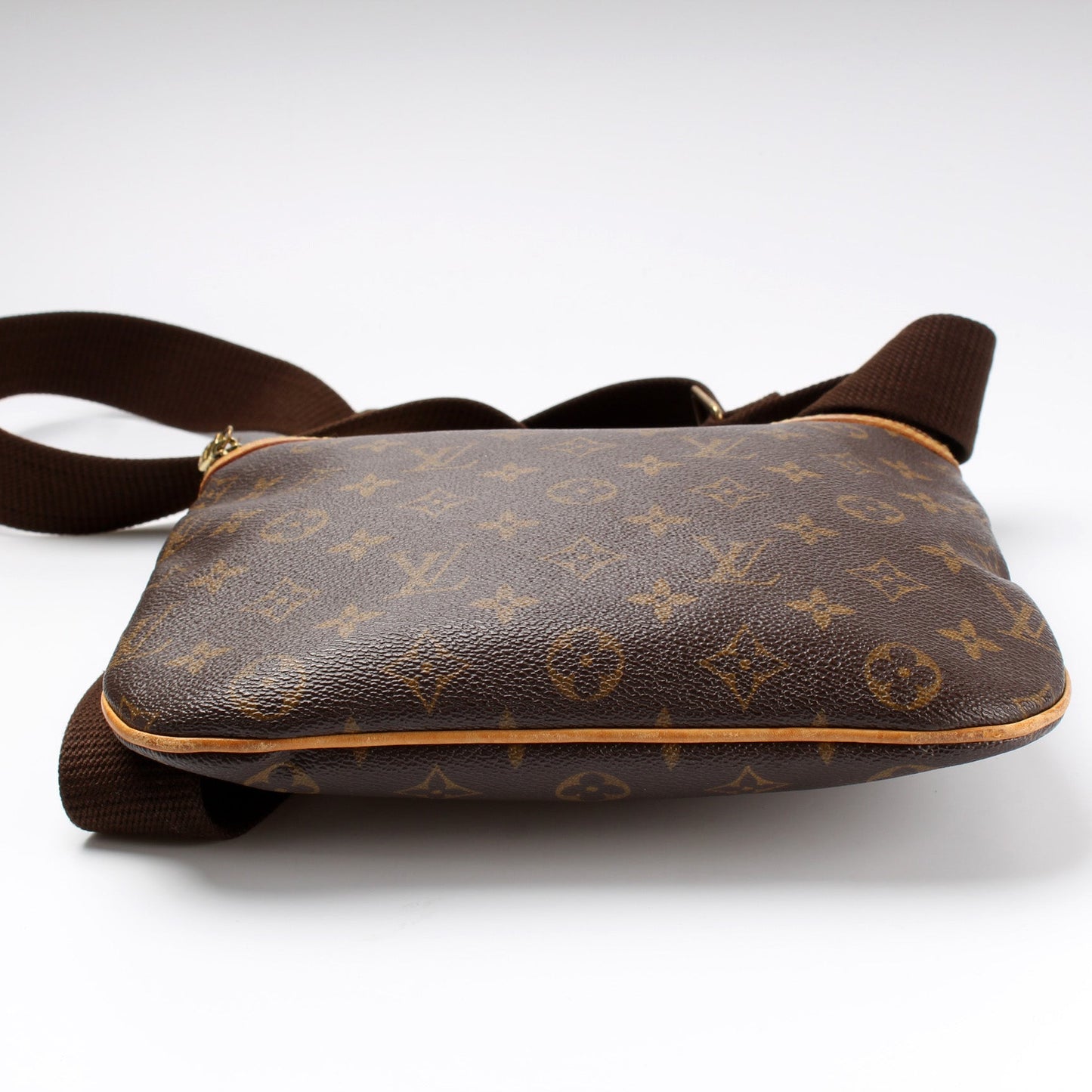 Louis Vuitton Pochette Bosphore Monogram