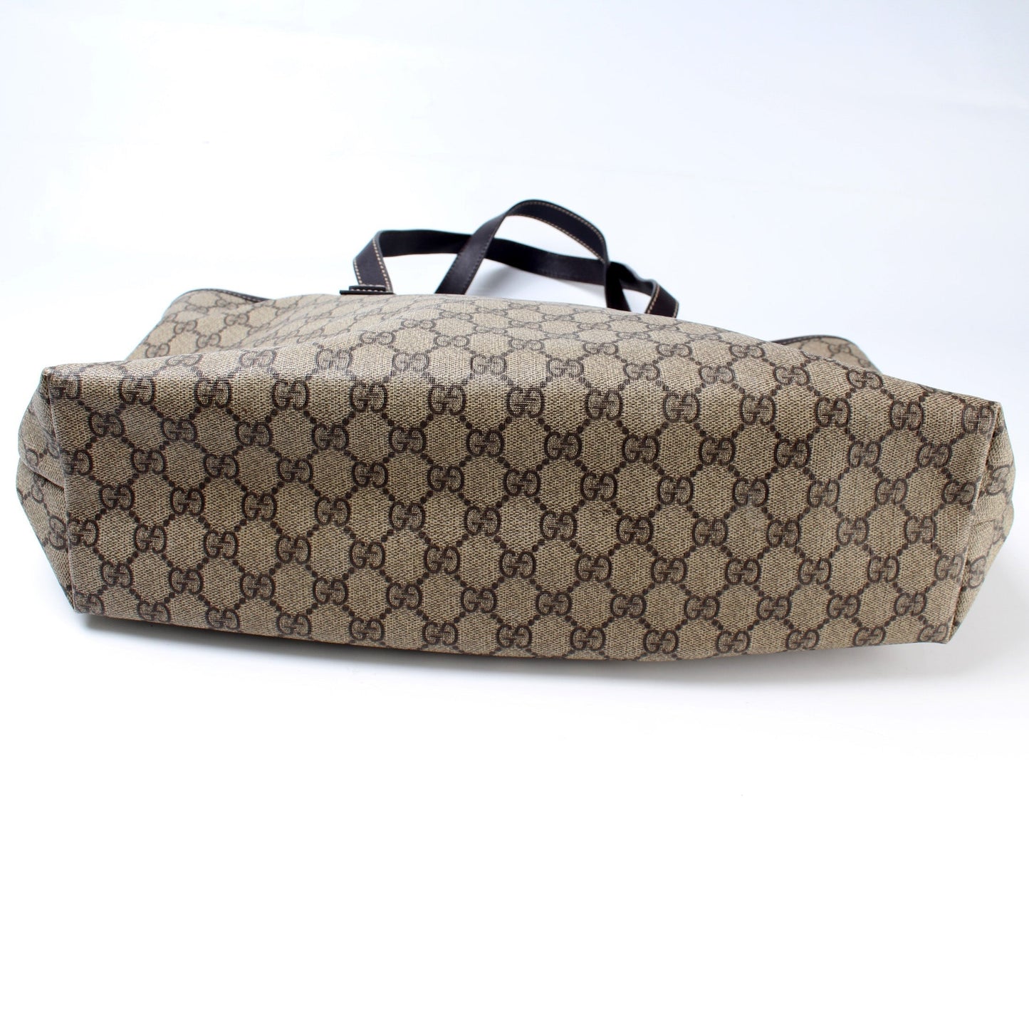 Gucci 211137 GG Supreme Medium Zip Tote Bag