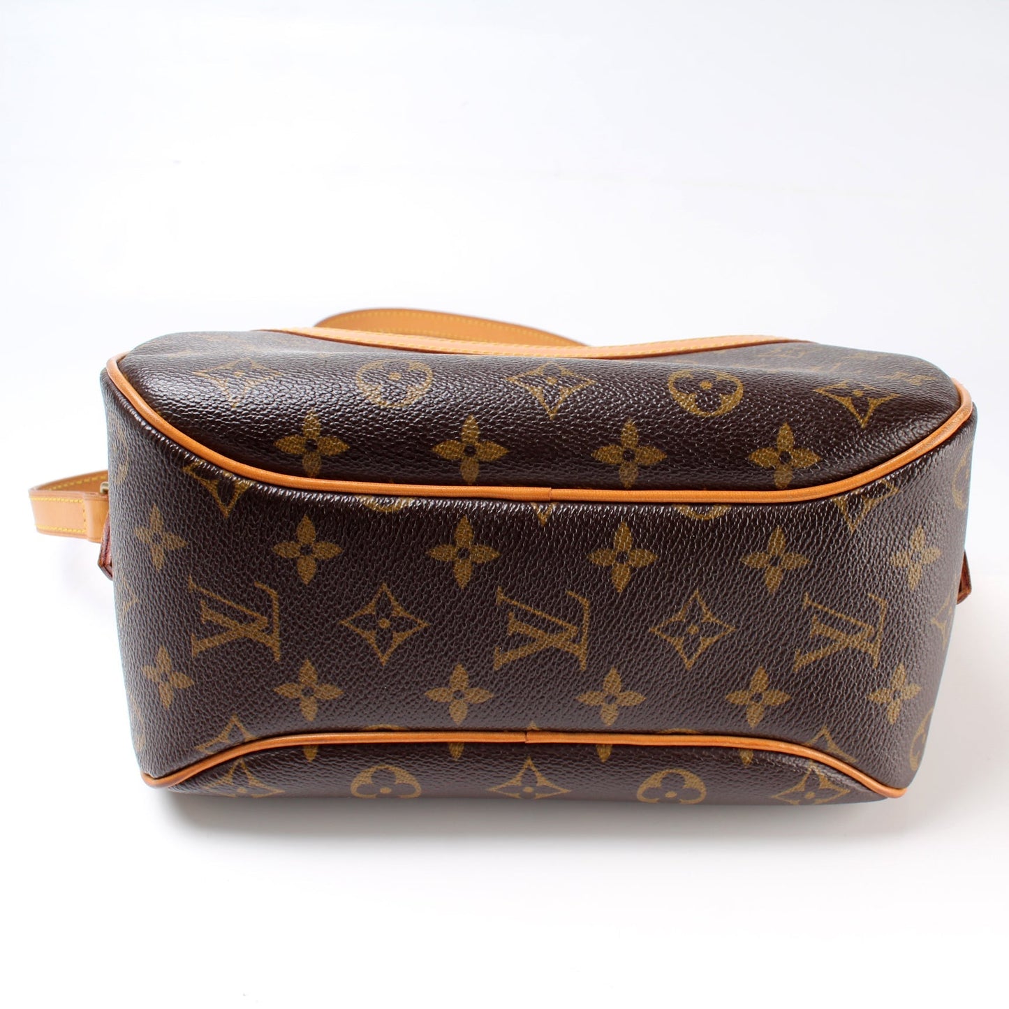 Louis Vuitton Blois Crossbody Monogram