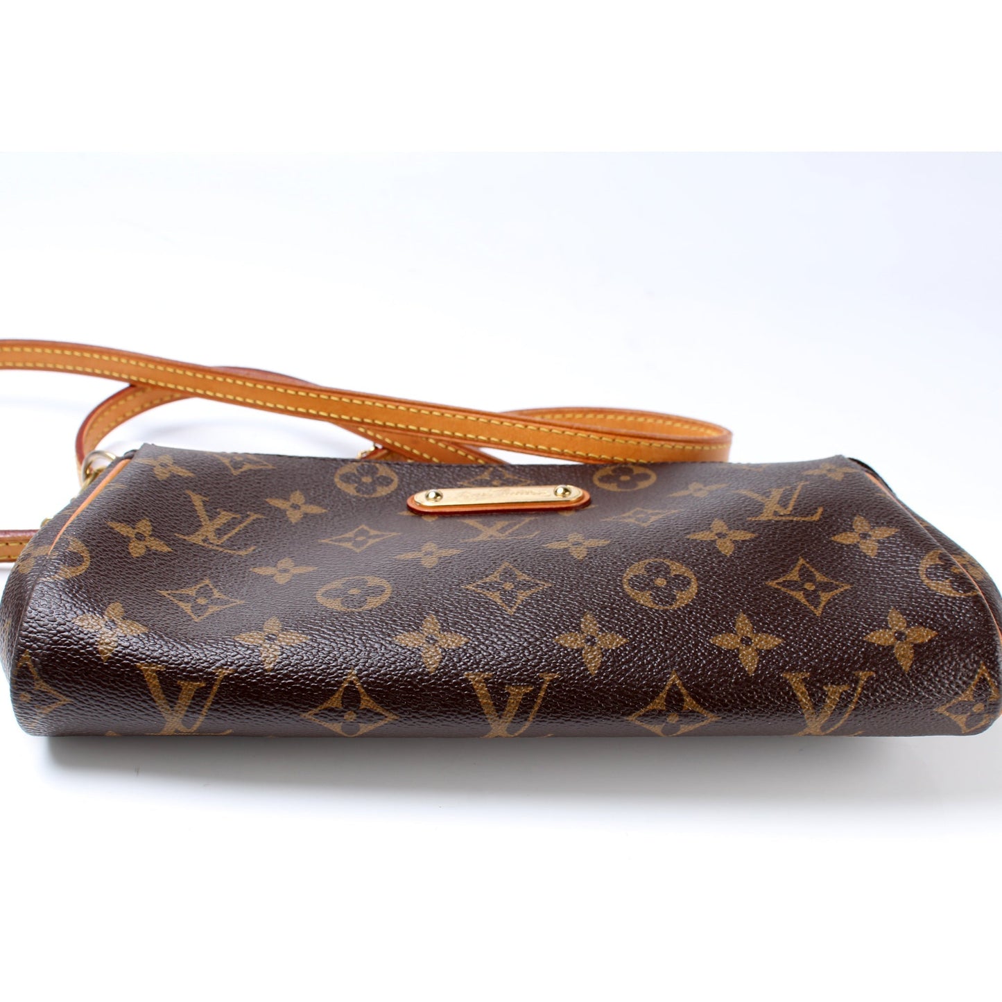 Louis Vuitton Eva Clutch Monogram