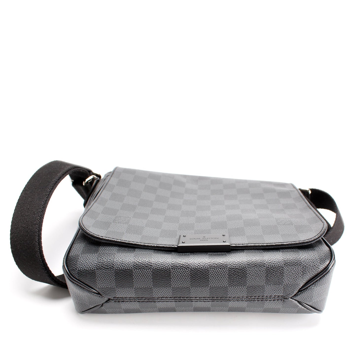 Louis Vuitton District PM Damier Graphite