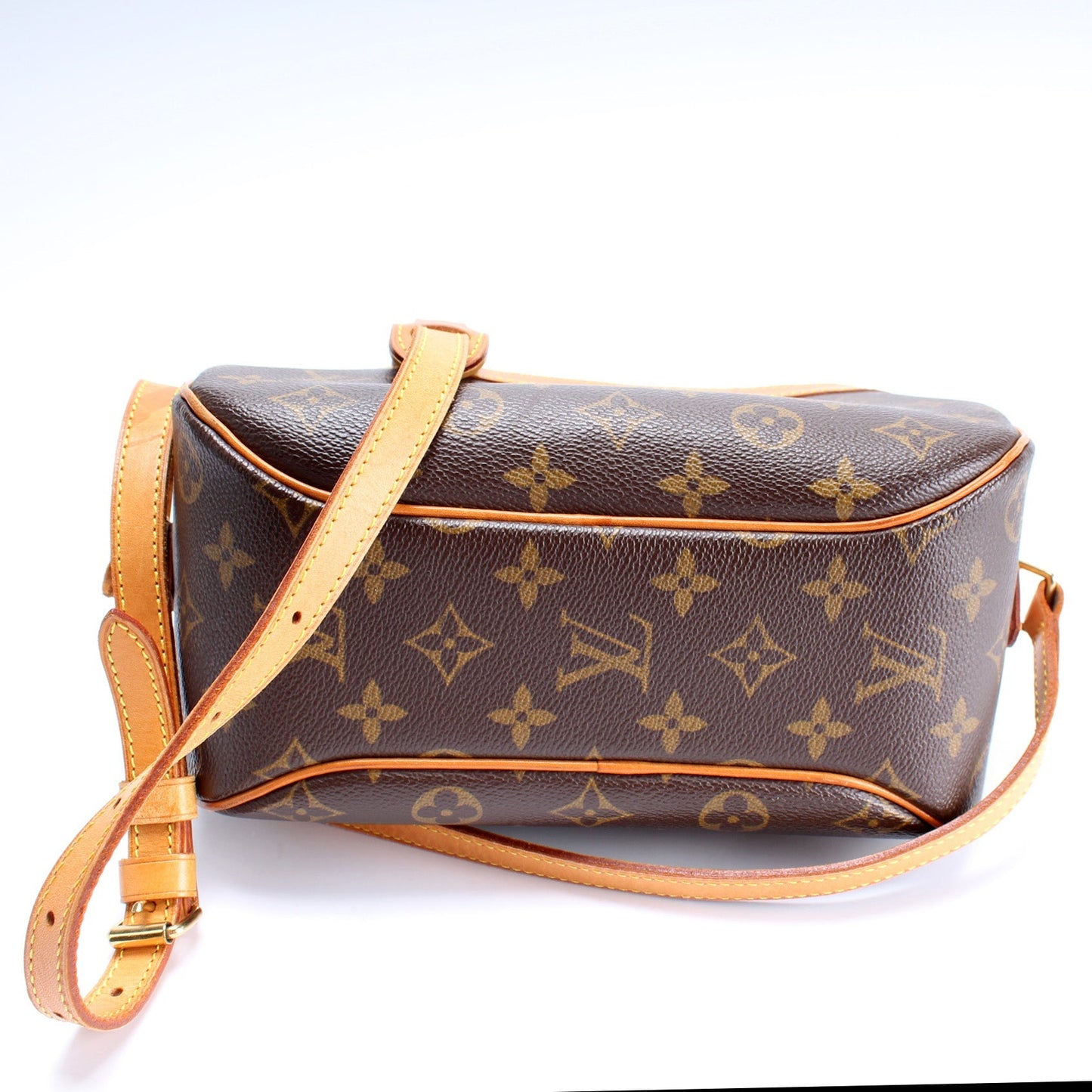 Louis Vuitton Blois Crossbody Monogram