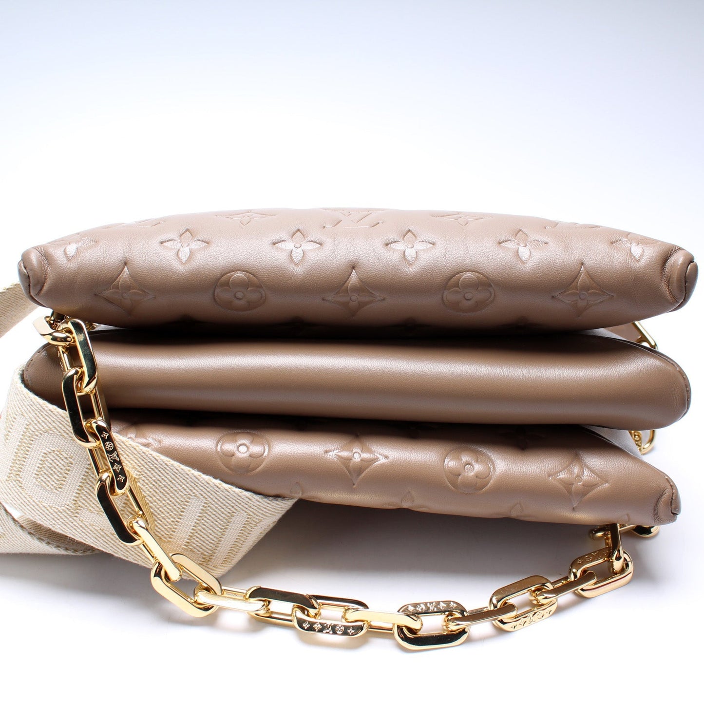Louis Vuitton Coussin PM Lambskin