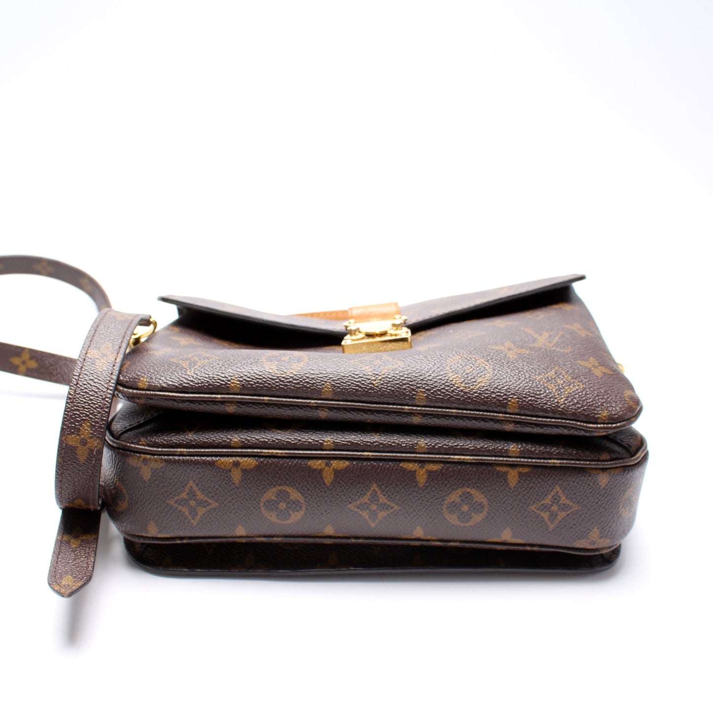 Louis Vuitton Pochette Metis Monogram