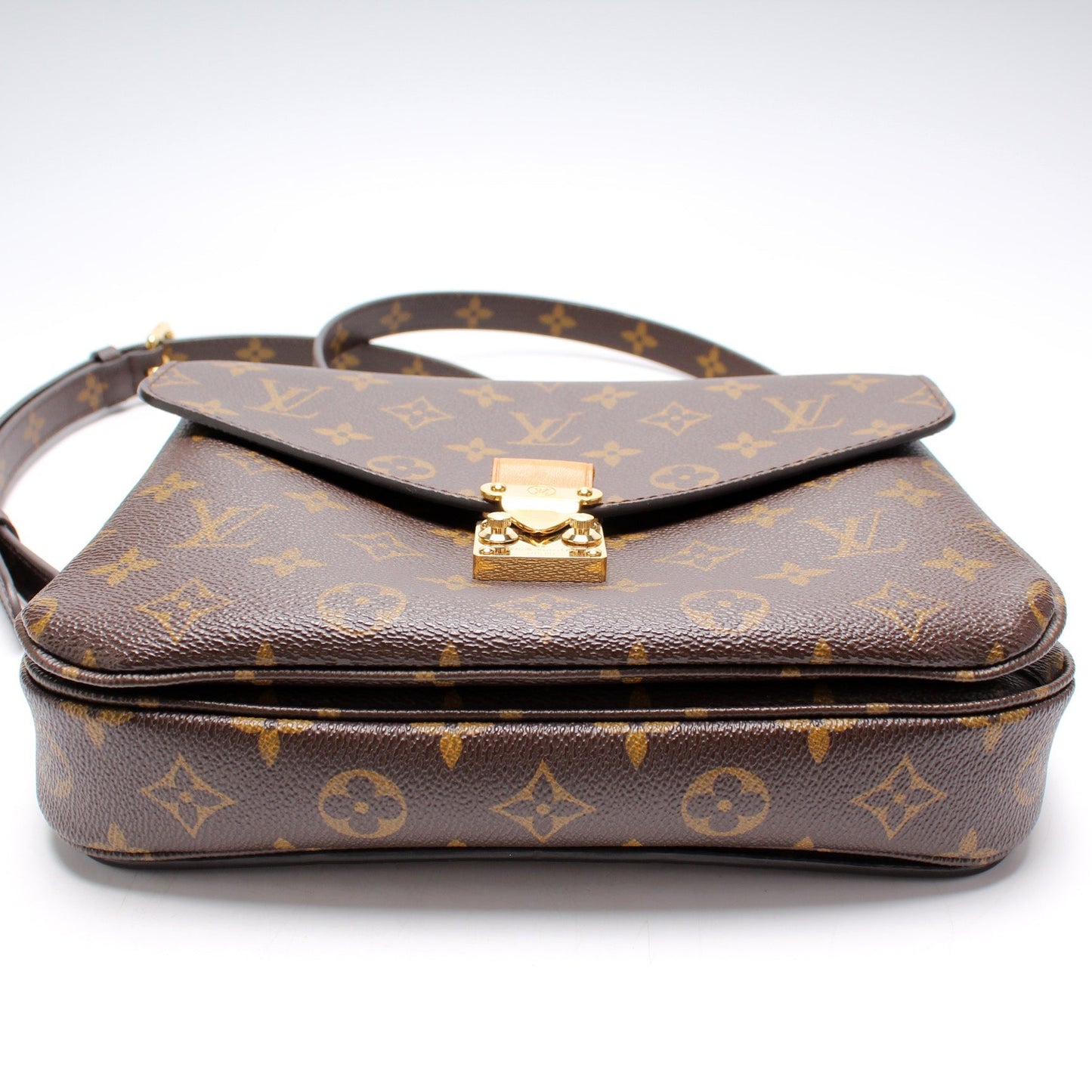 Louis Vuitton Pochette Metis Monogram