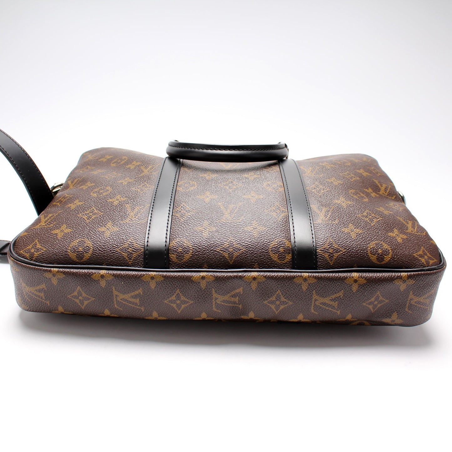 Louis Vuitton Porte Documents Voyage PM Macassar