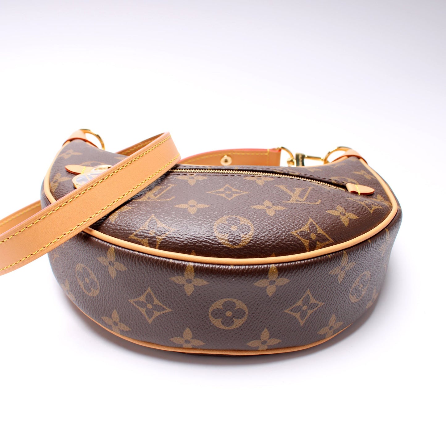 Louis Vuitton Loop Monogram