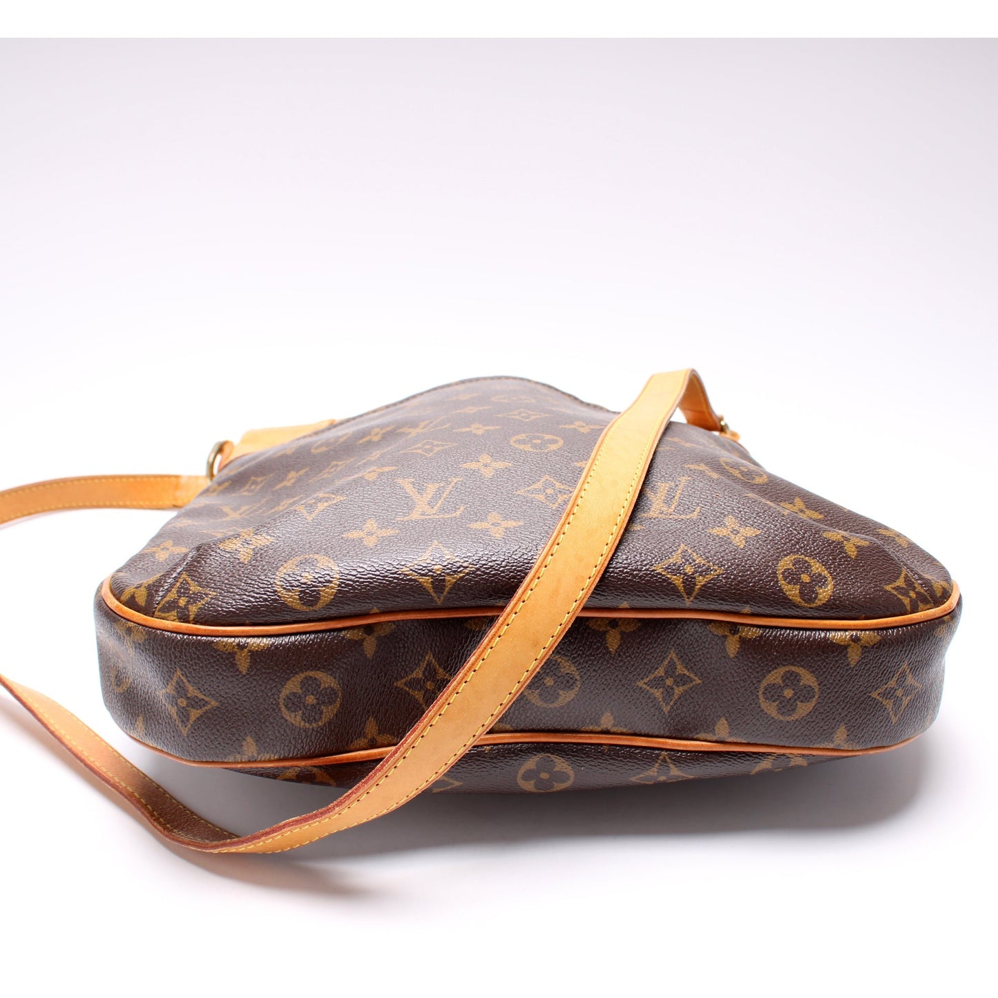 Louis Vuitton Odeon MM Monogram
