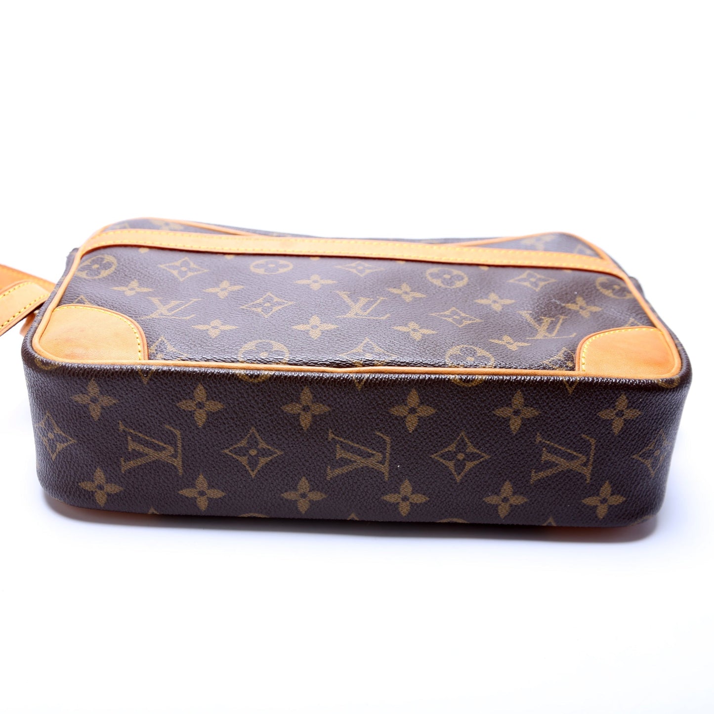 Louis Vuitton Trocadero 27 Monogram