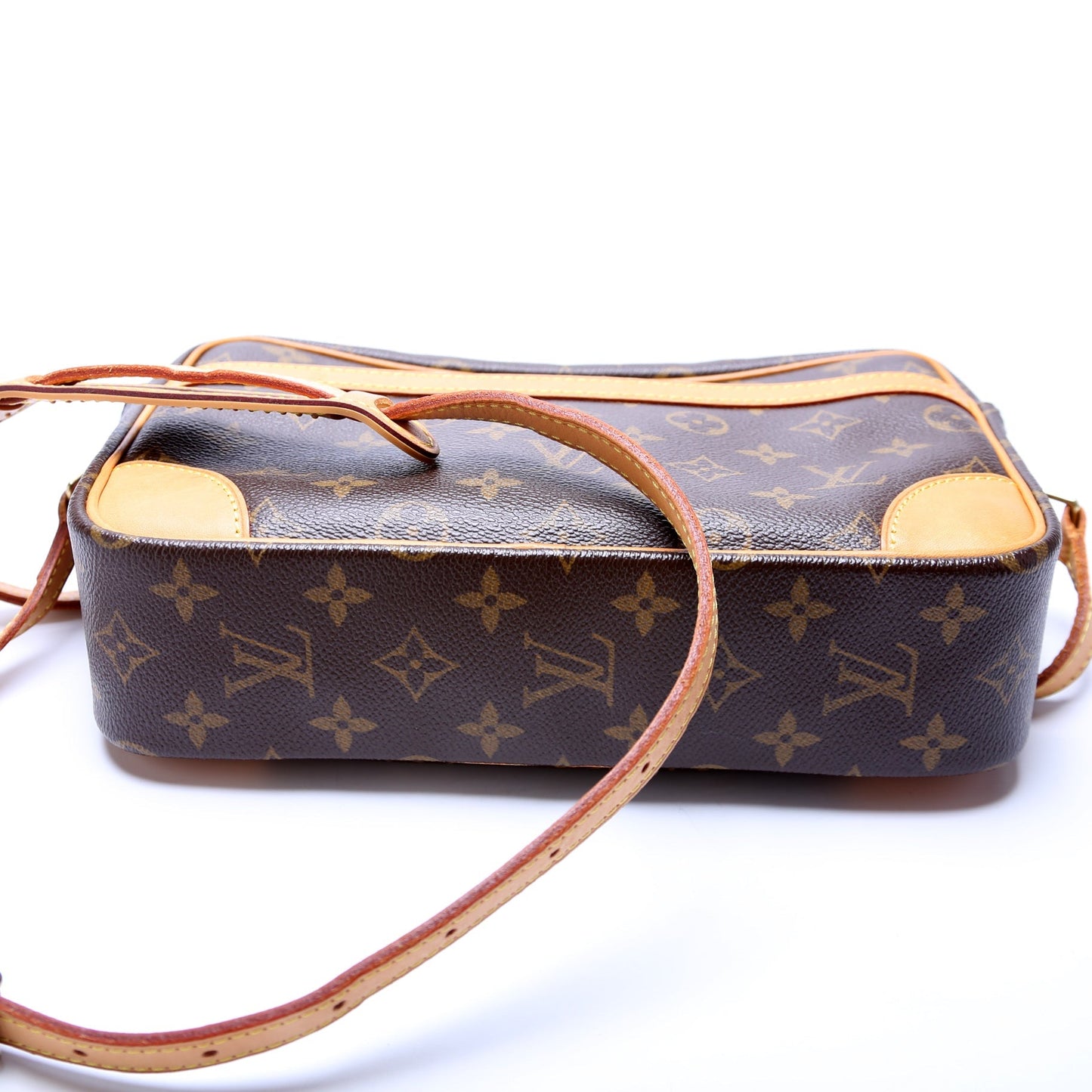 Louis Vuitton Trocadero 27 Monogram