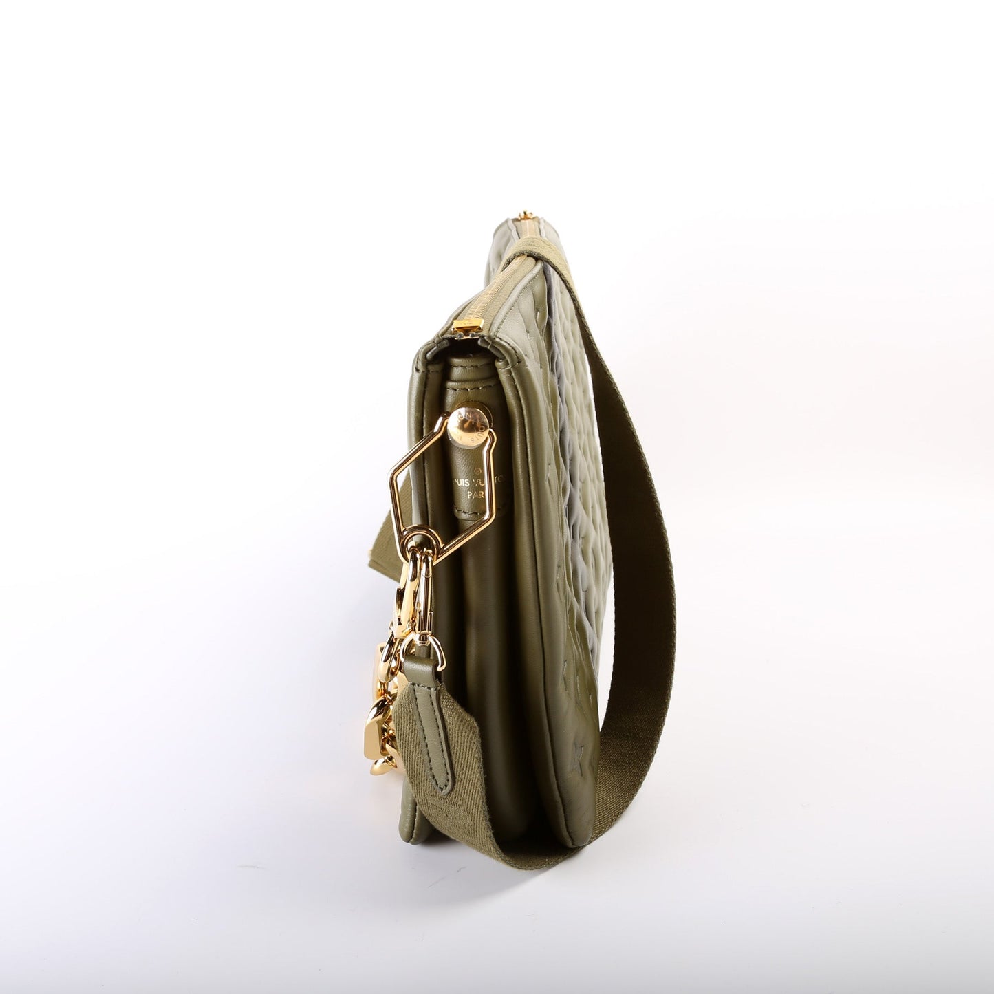 Louis Vuitton Coussin MM NV Lambskin