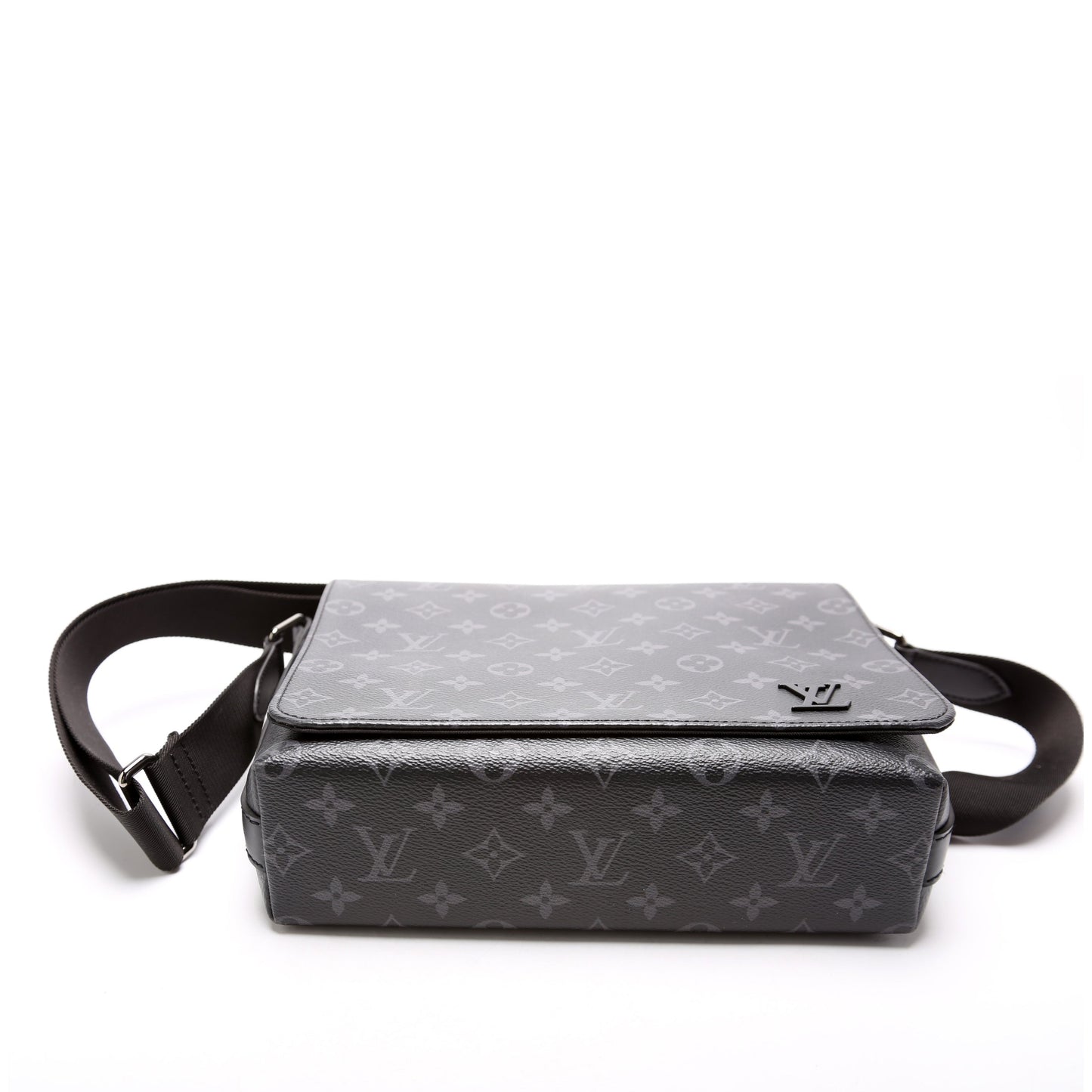Louis Vuitton District PM Monogram Eclipse