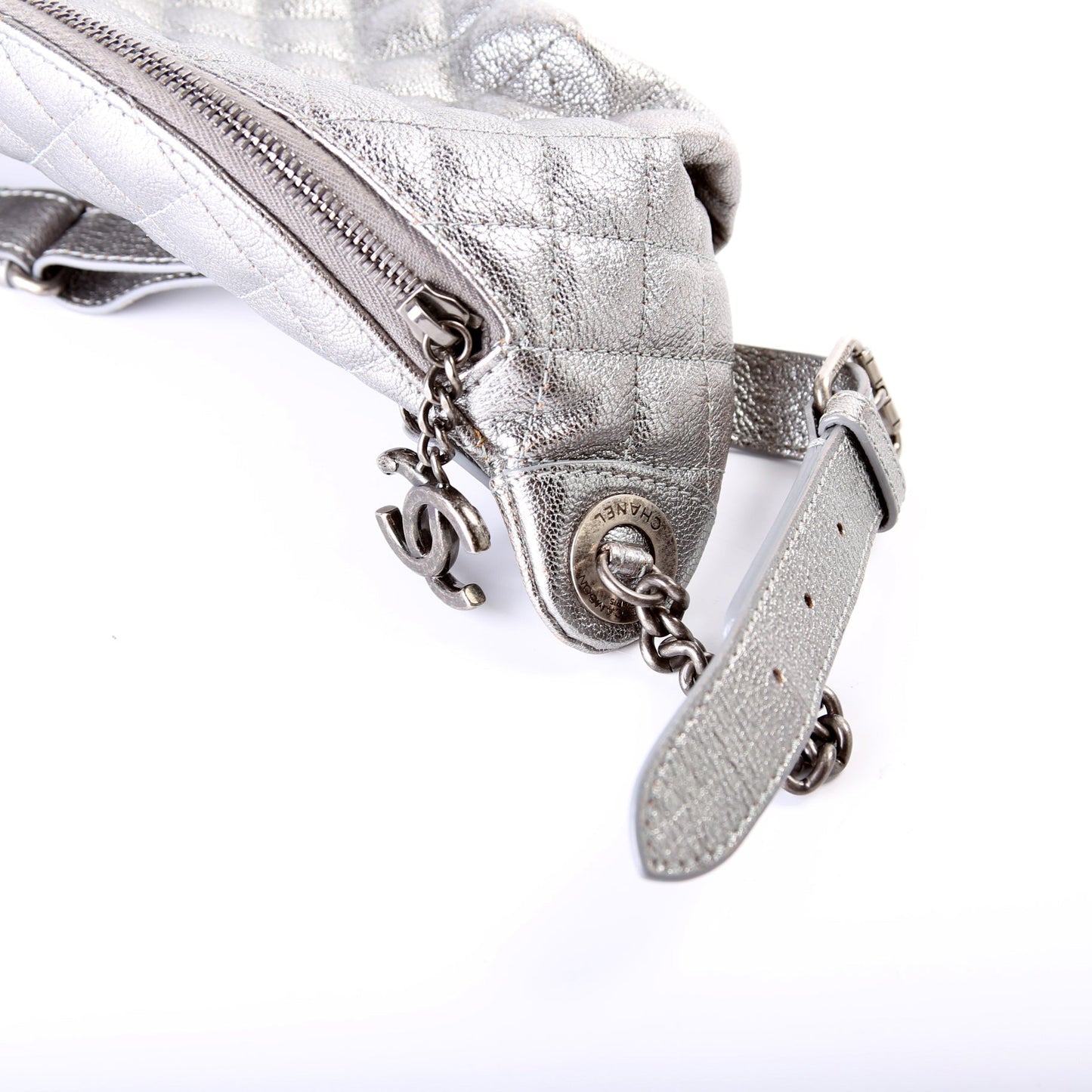 Chanel Banane Waist Metallic Calfskin 21M Bag
