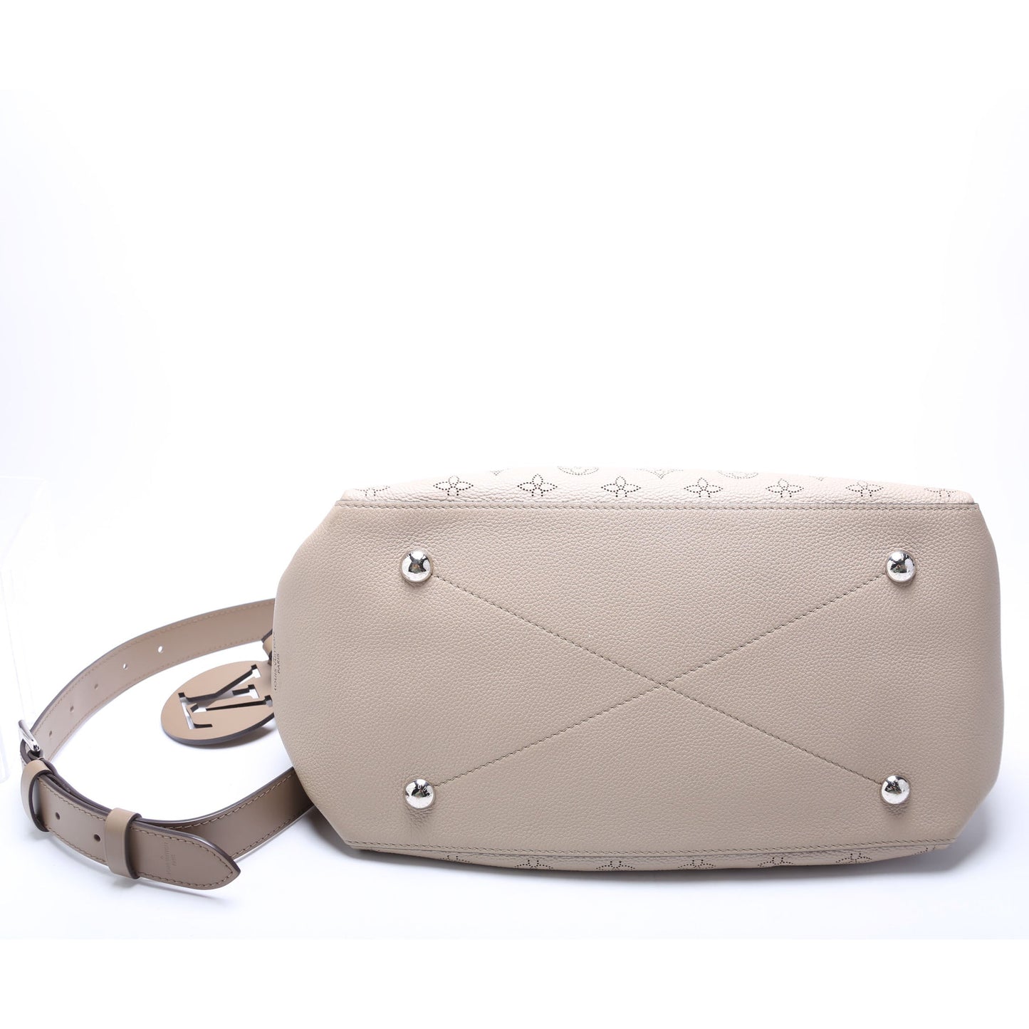 Louis Vuitton Beaubourg Hobo MM Mahina Nude