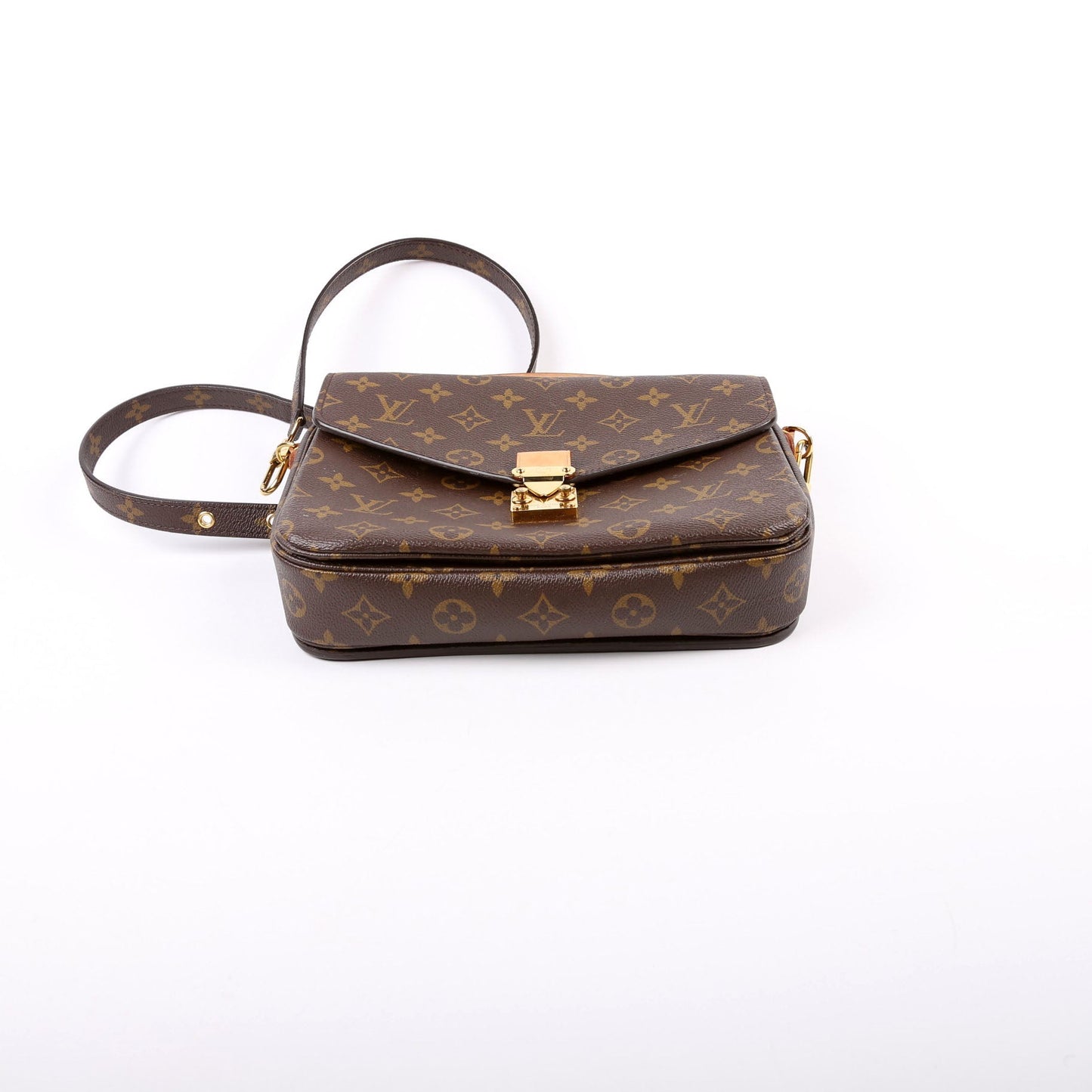 Louis Vuitton Pochette Metis Monogram