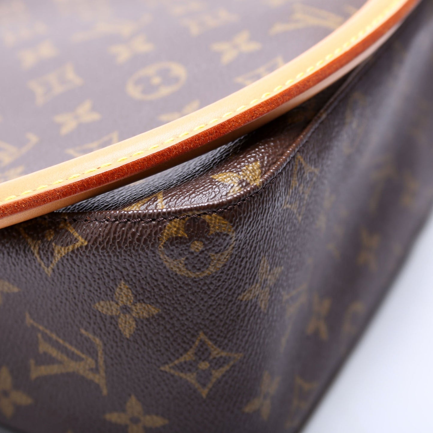 Louis Vuitton Looping MM Monogram