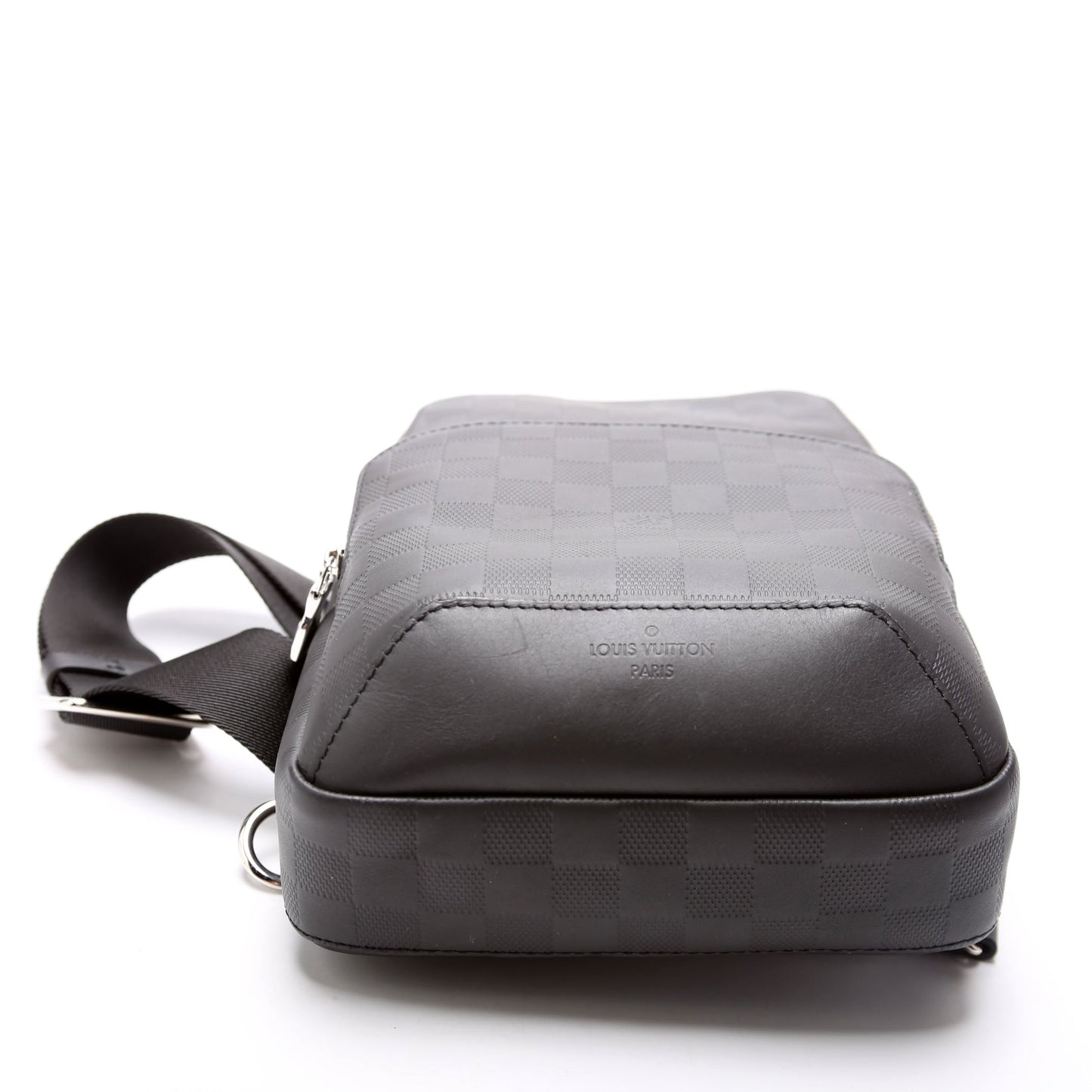Louis Vuitton Avenue Sling Bag Infini Leather Black