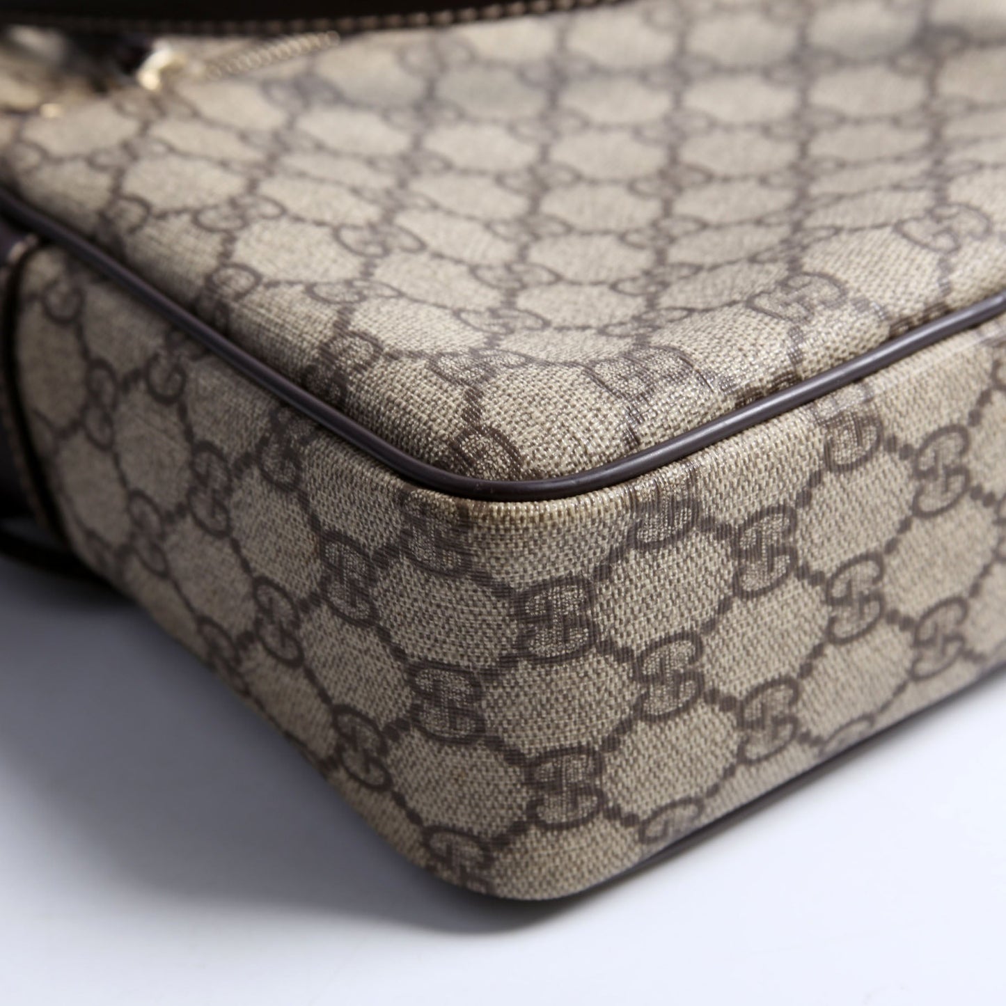 Gucci 233268 GG Supreme Shoulder Bag