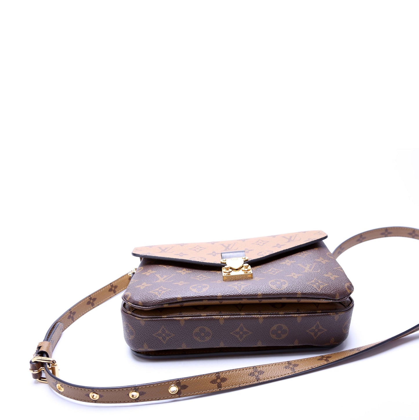 Louis Vuitton Pochette Metis Reverse Monogram