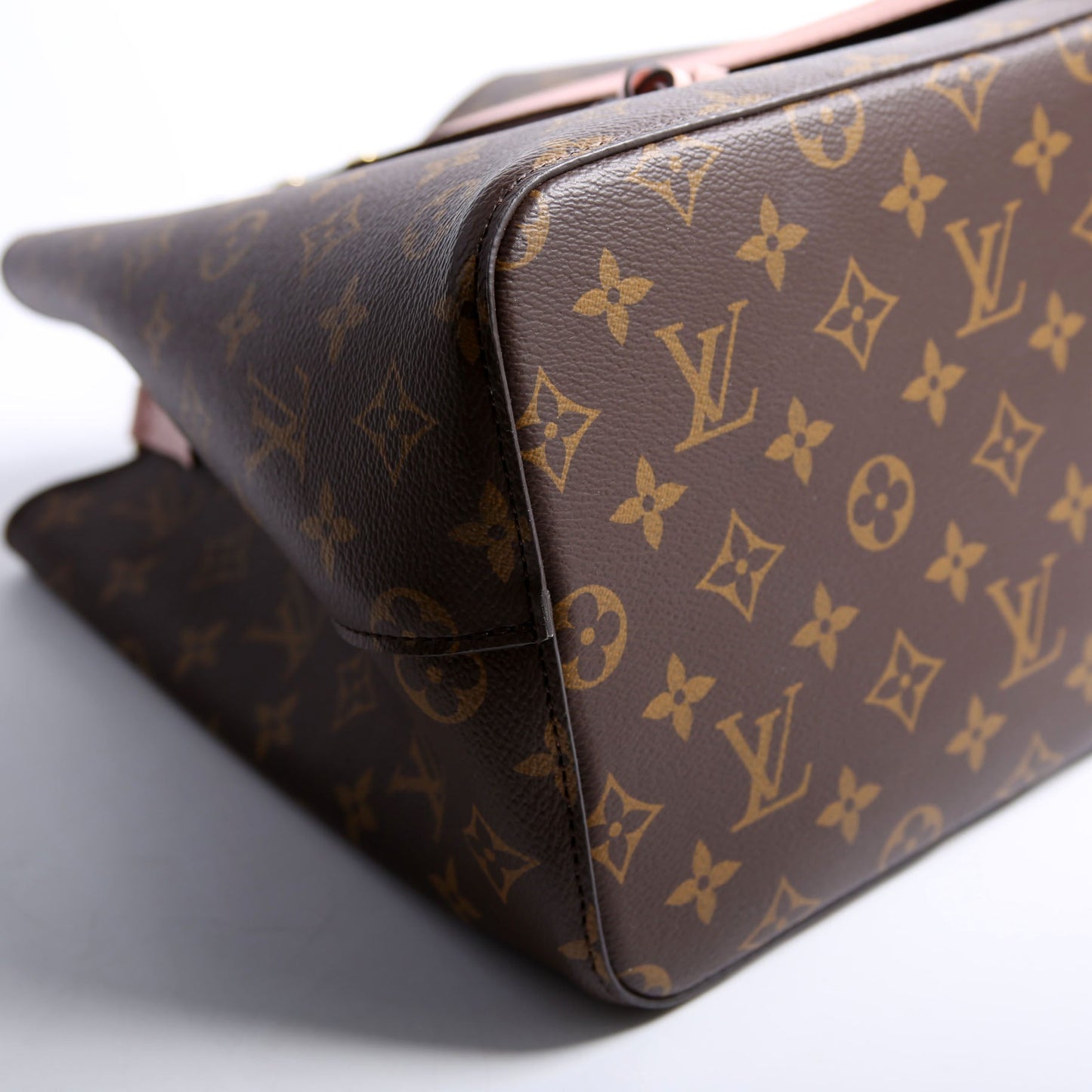 Louis Vuitton Neonoe Monogram Pink