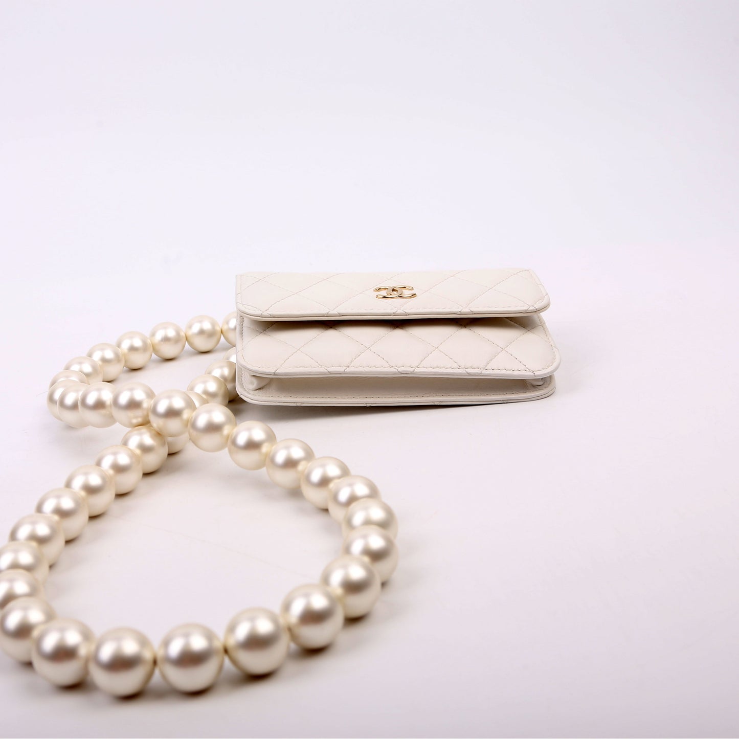 Chanel Maxi Pearls WOC Lambskin 30M White Bag