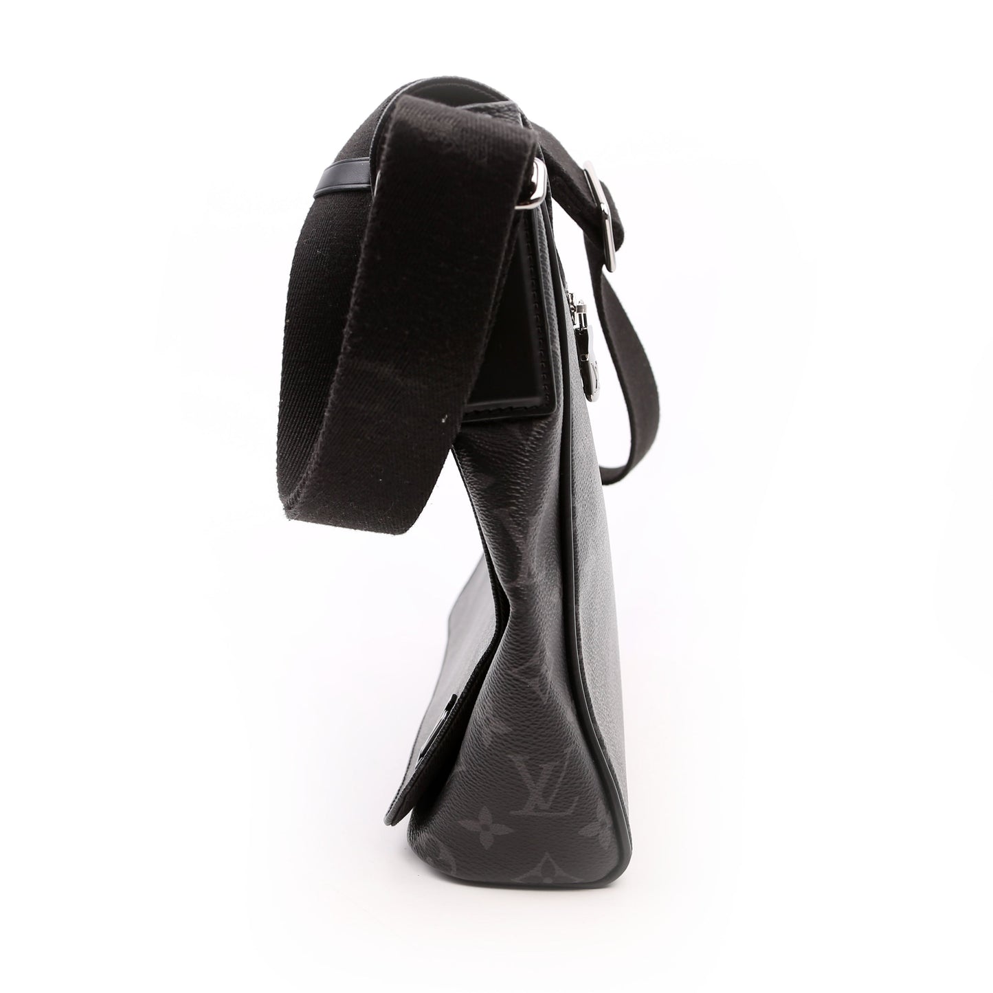 Louis Vuitton District MM NV2 Eclipse